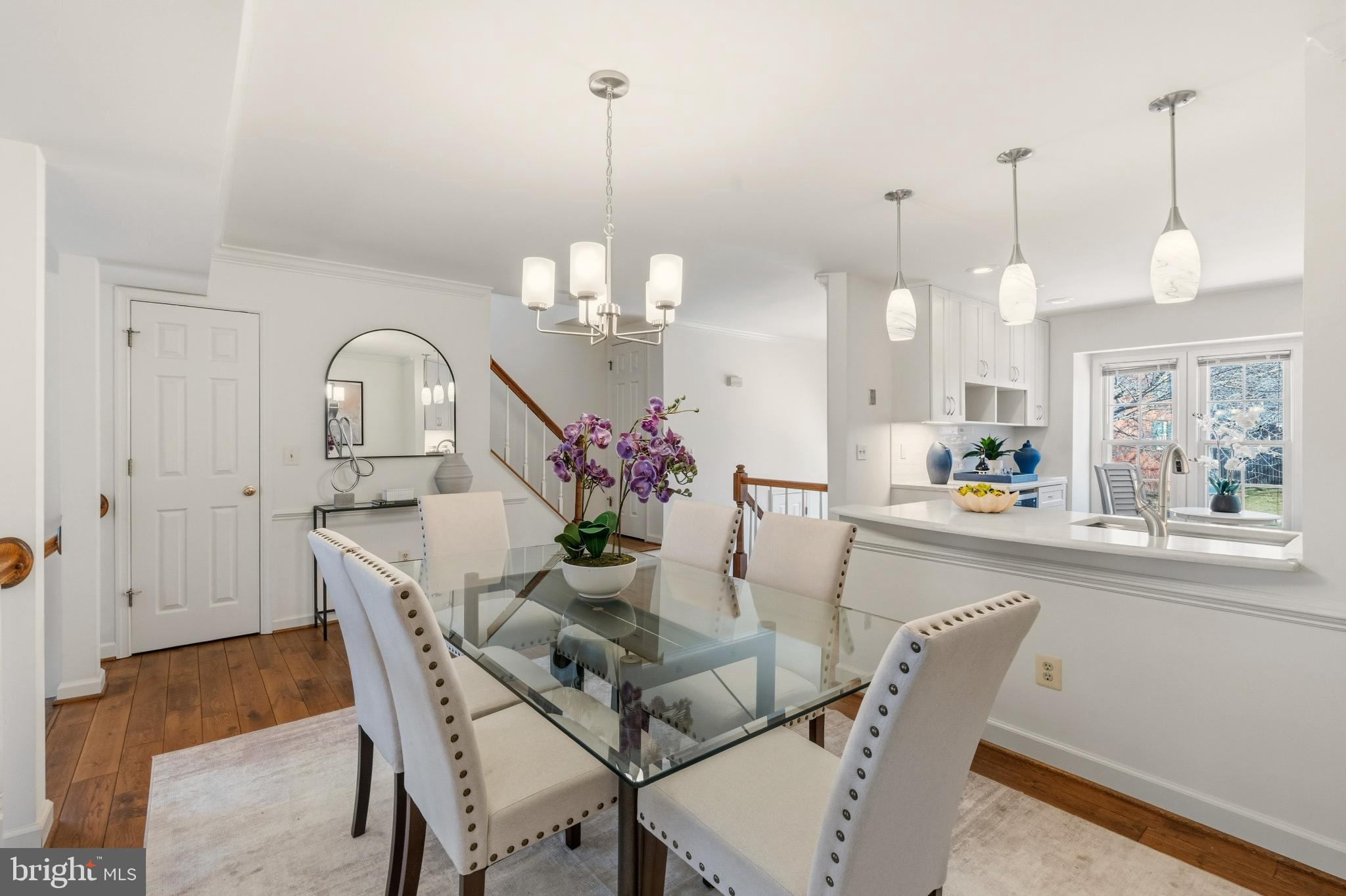 SEVEN OAKS - Residential