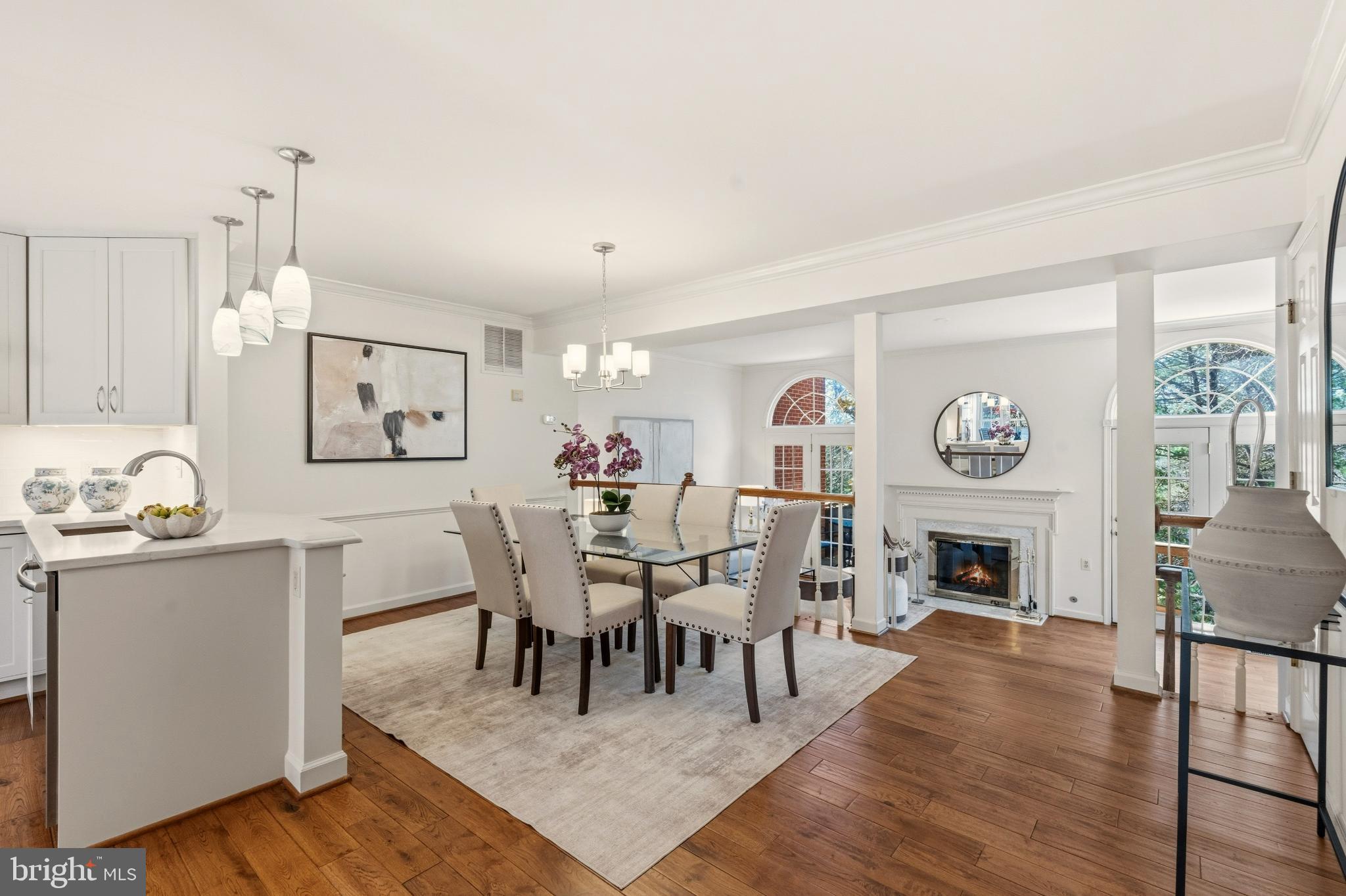 SEVEN OAKS - Residential