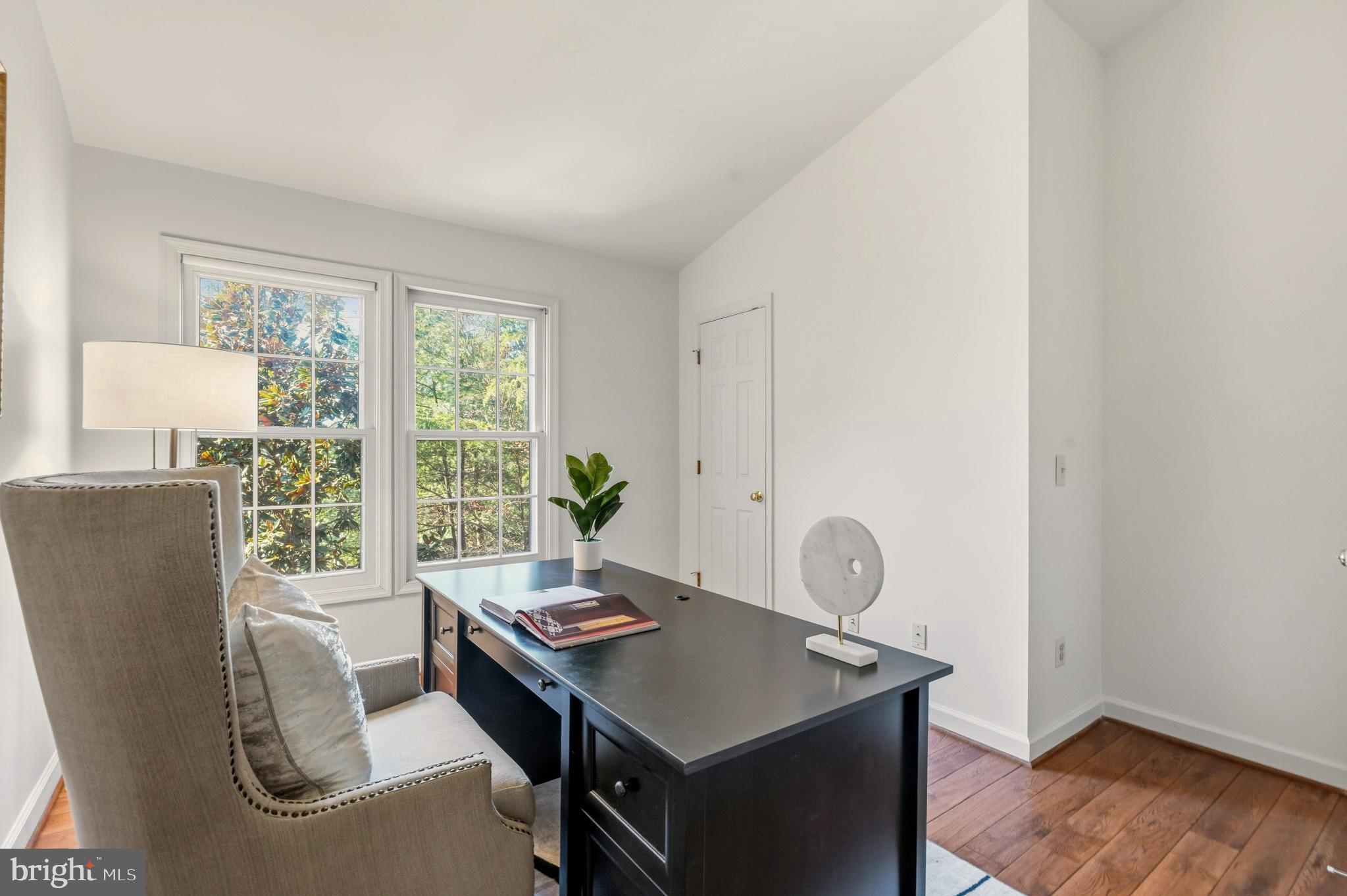 SEVEN OAKS - Residential