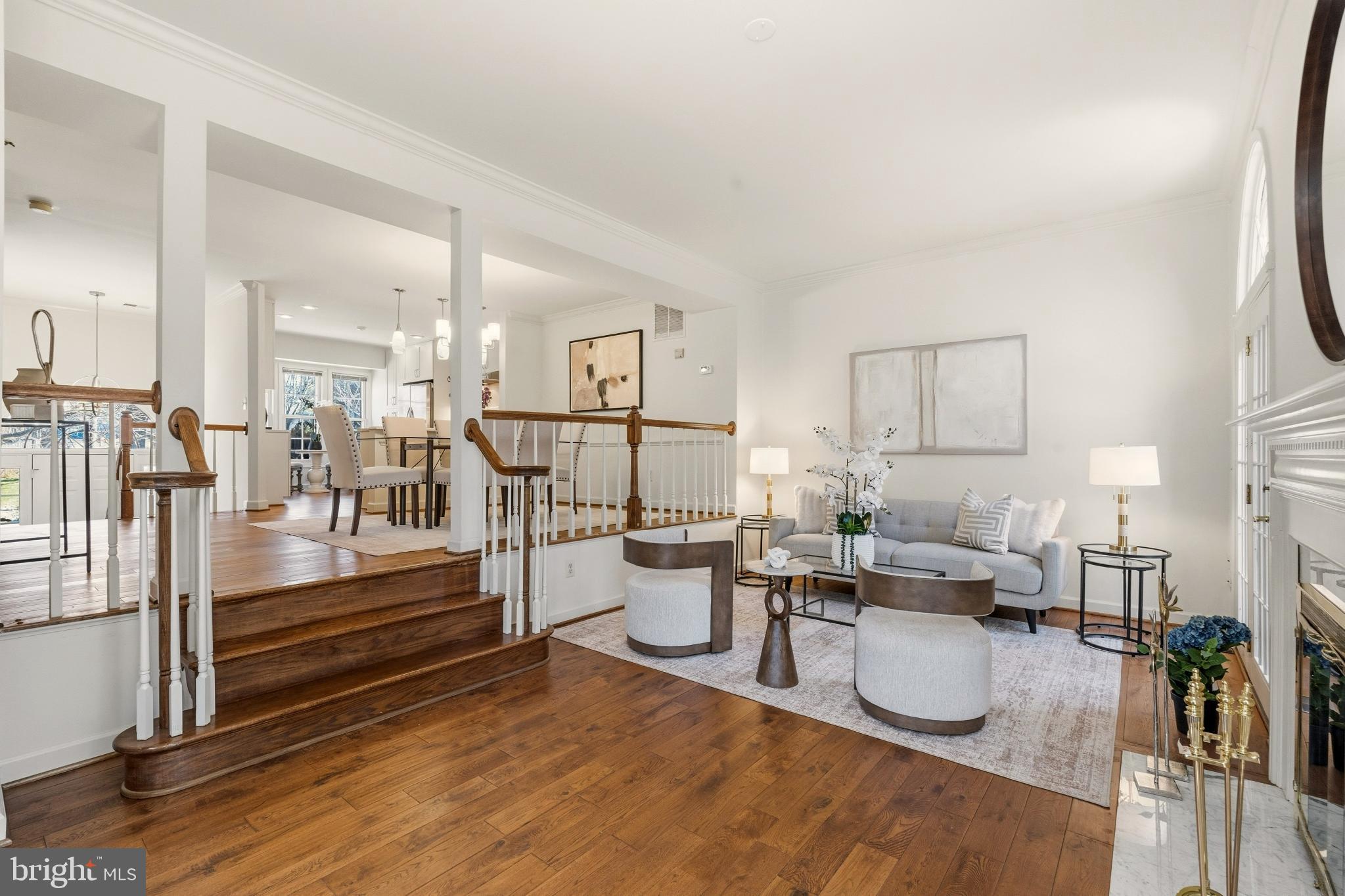 SEVEN OAKS - Residential