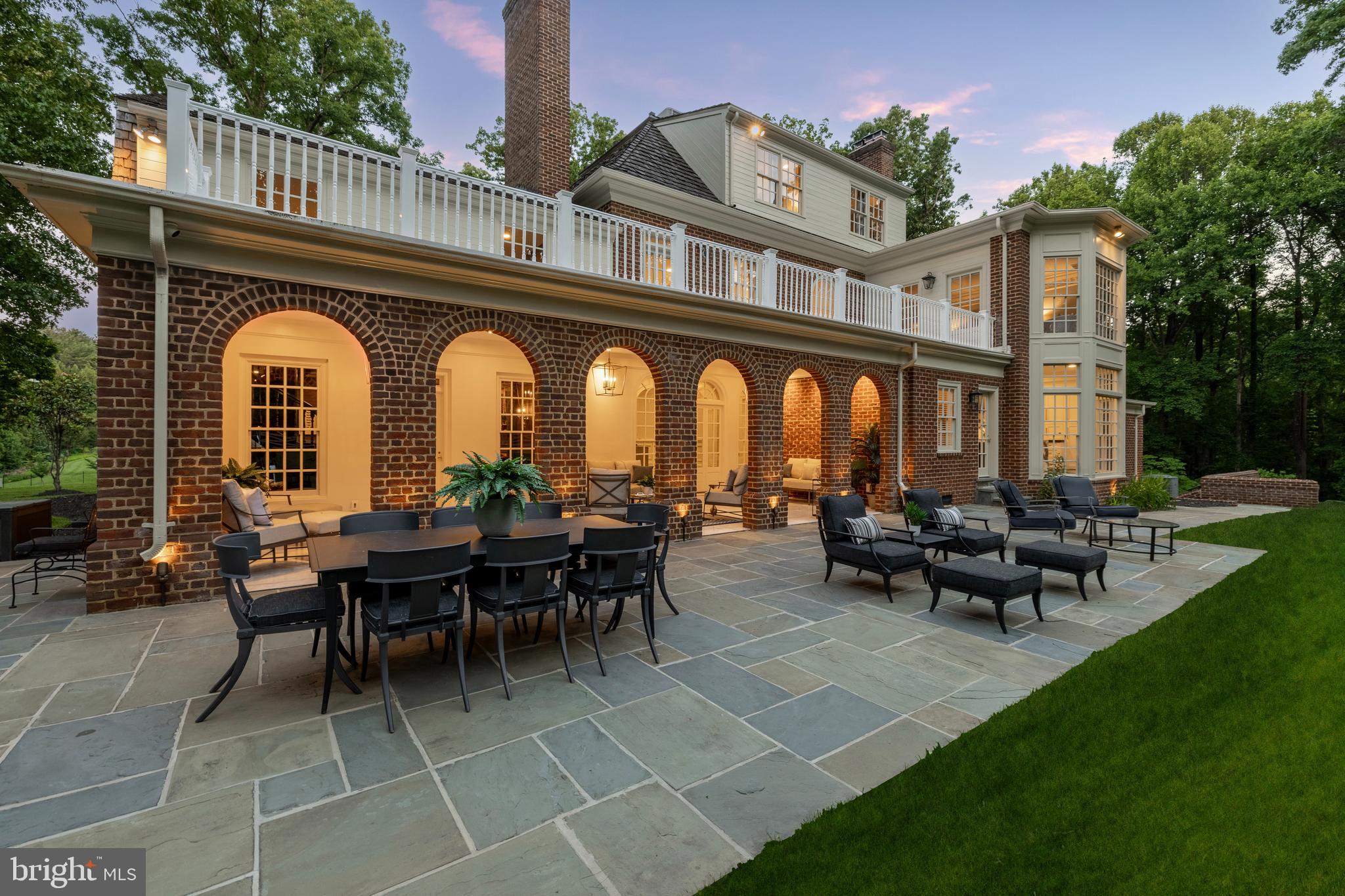 RIVE GAUCHE ESTATES - Residential