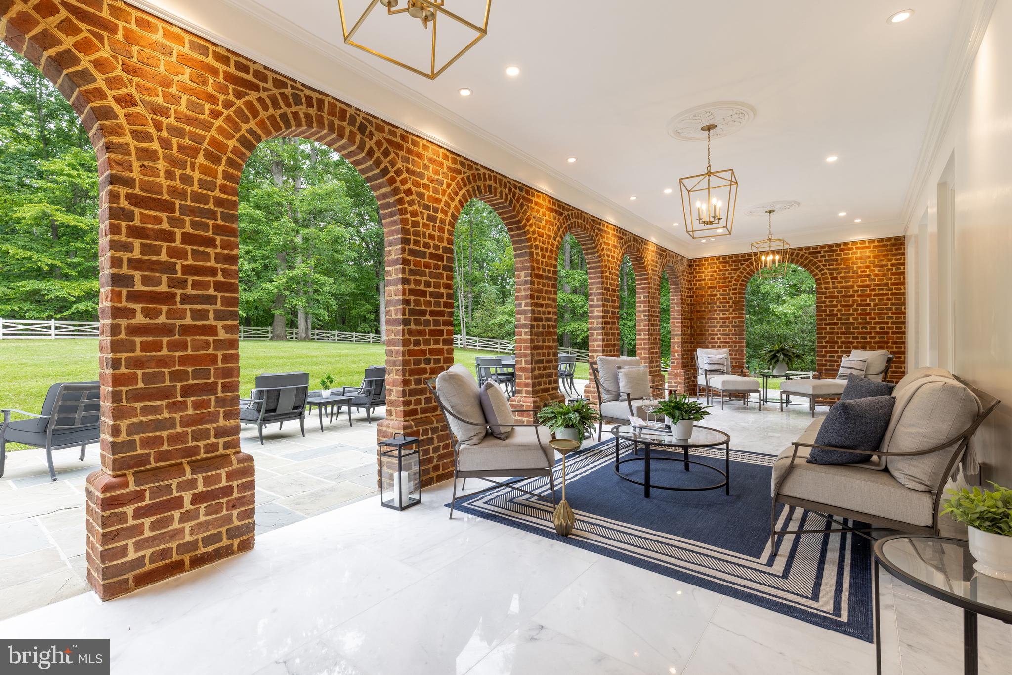 RIVE GAUCHE ESTATES - Residential