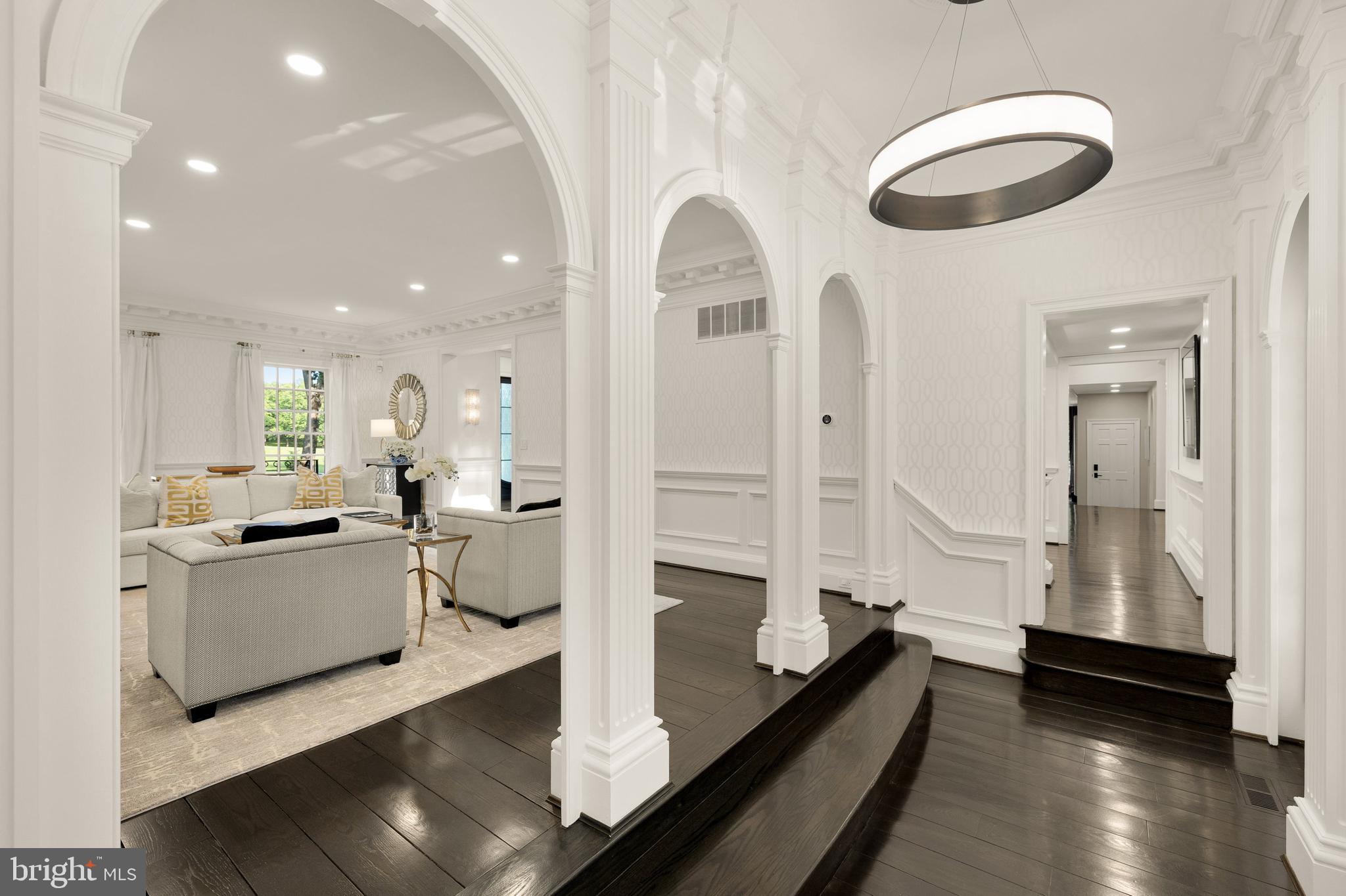 RIVE GAUCHE ESTATES - Residential