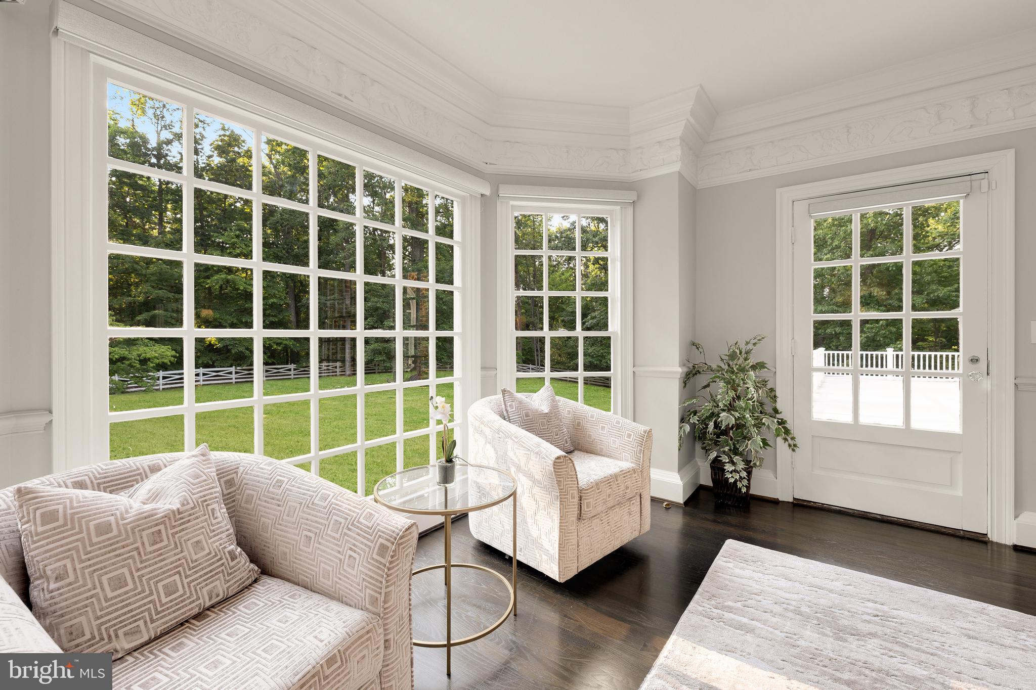 RIVE GAUCHE ESTATES - Residential