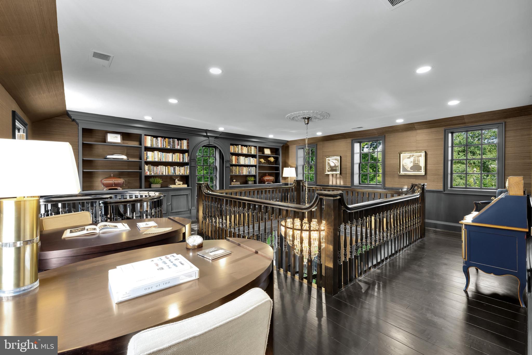 RIVE GAUCHE ESTATES - Residential