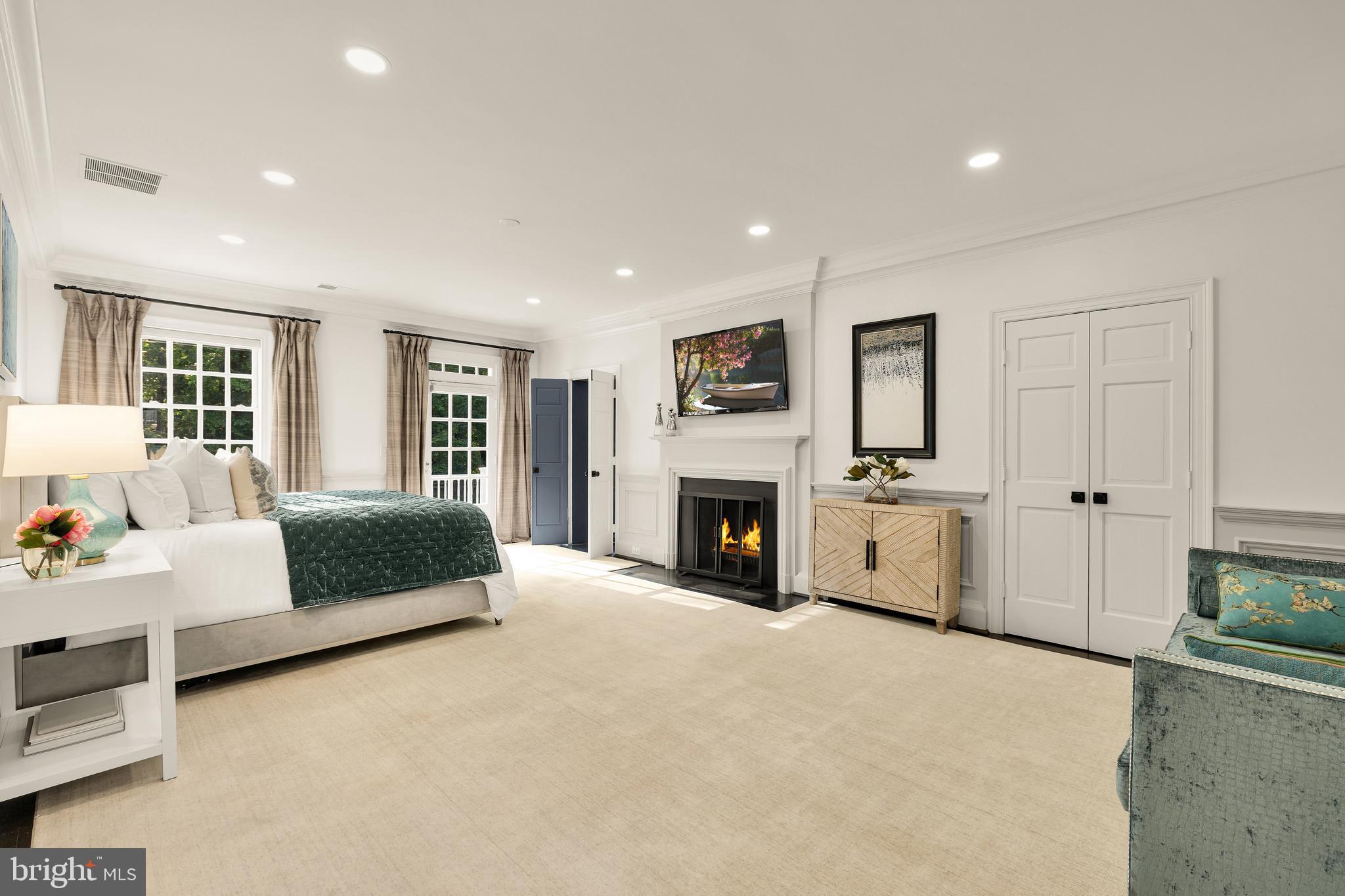 RIVE GAUCHE ESTATES - Residential