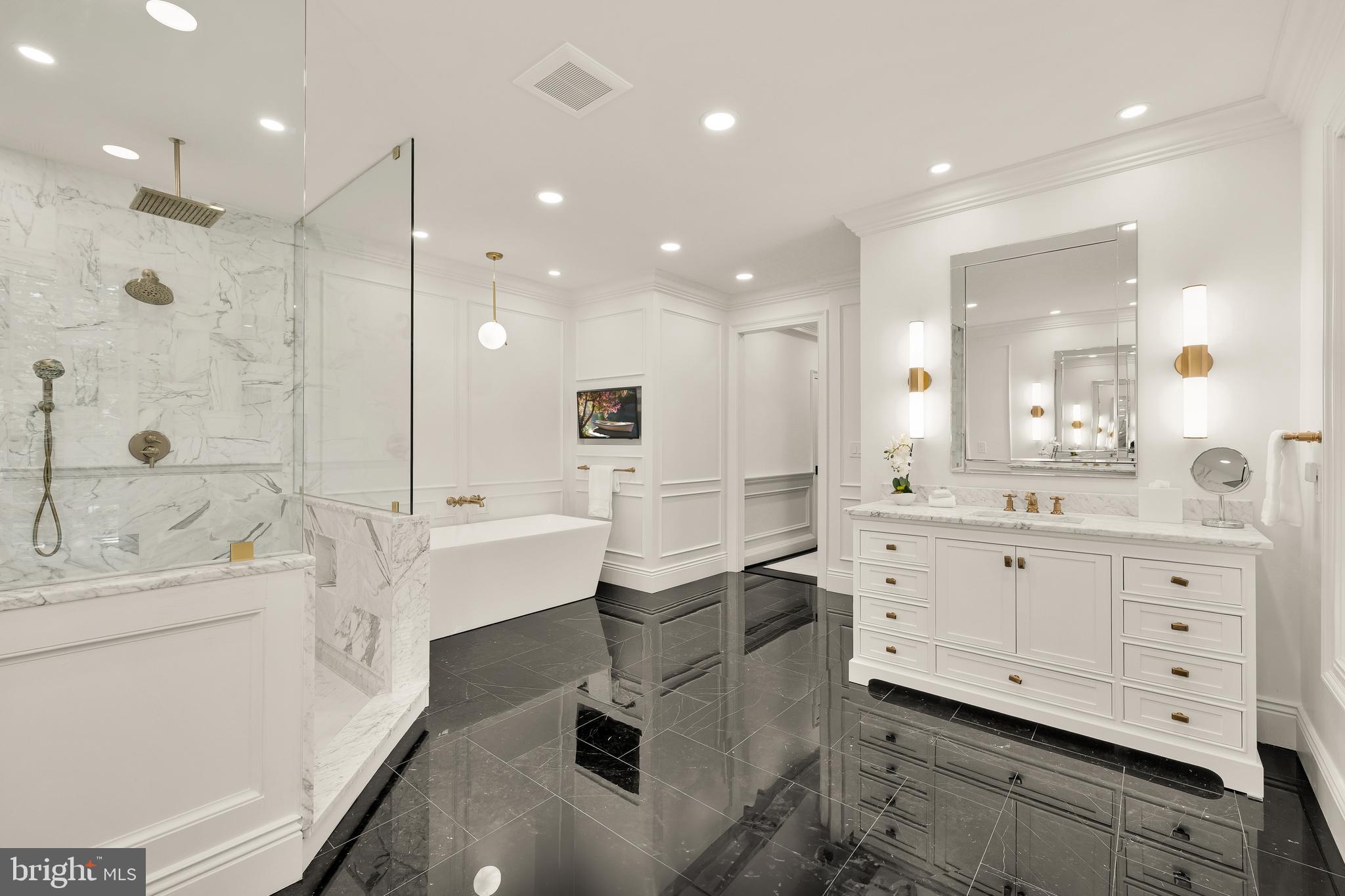 RIVE GAUCHE ESTATES - Residential