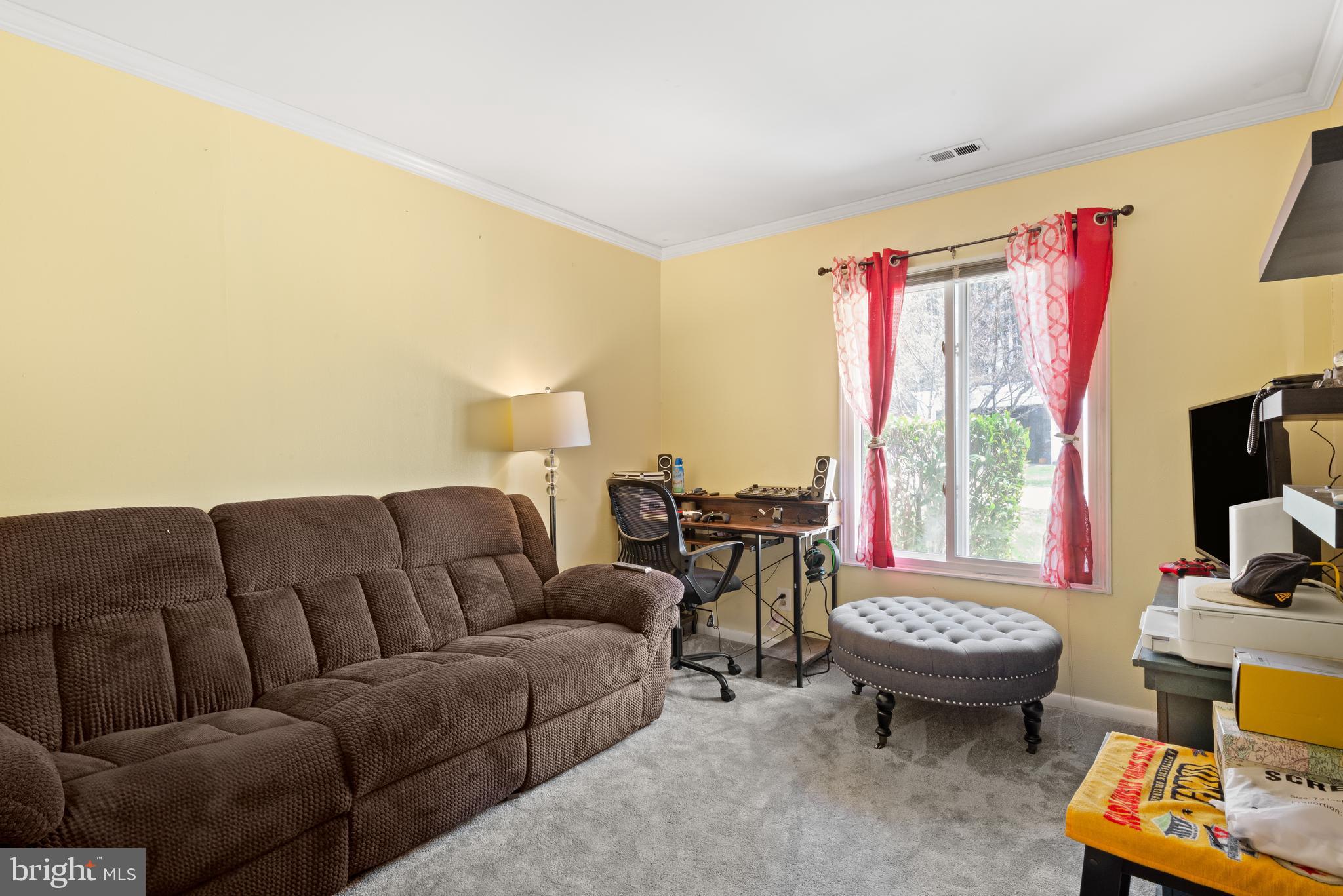 LEISURE WORLD - Residential