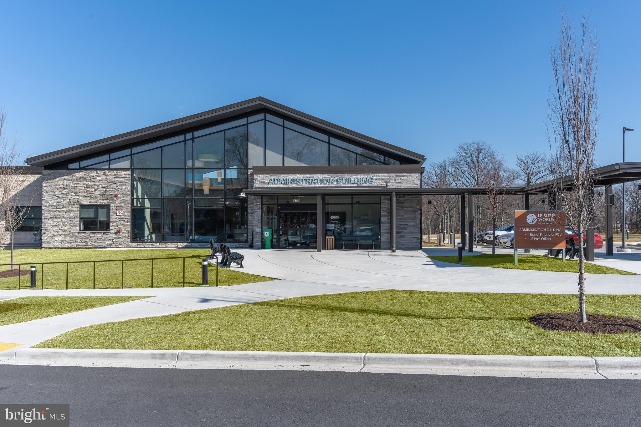 LEISURE WORLD - Residential