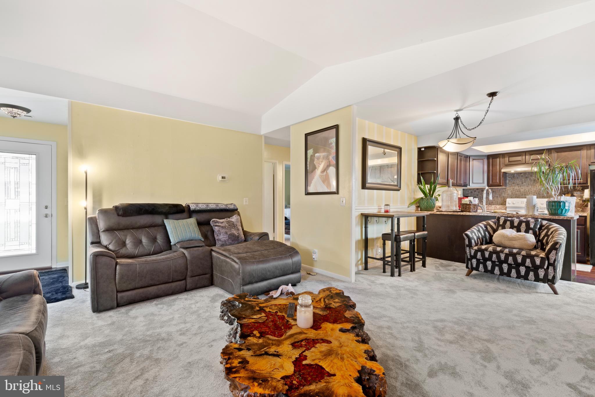 LEISURE WORLD - Residential