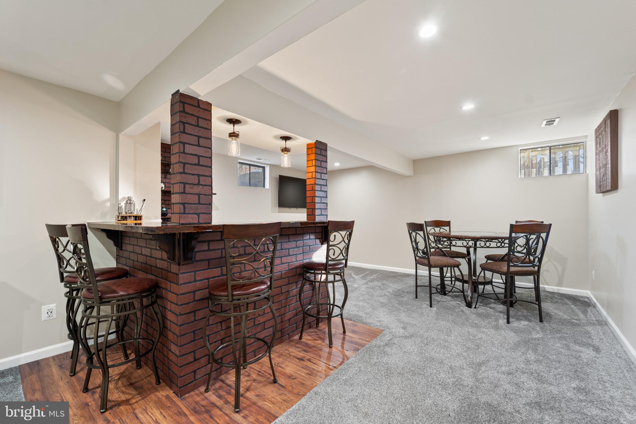 BERKLEY ESTATES - Residential