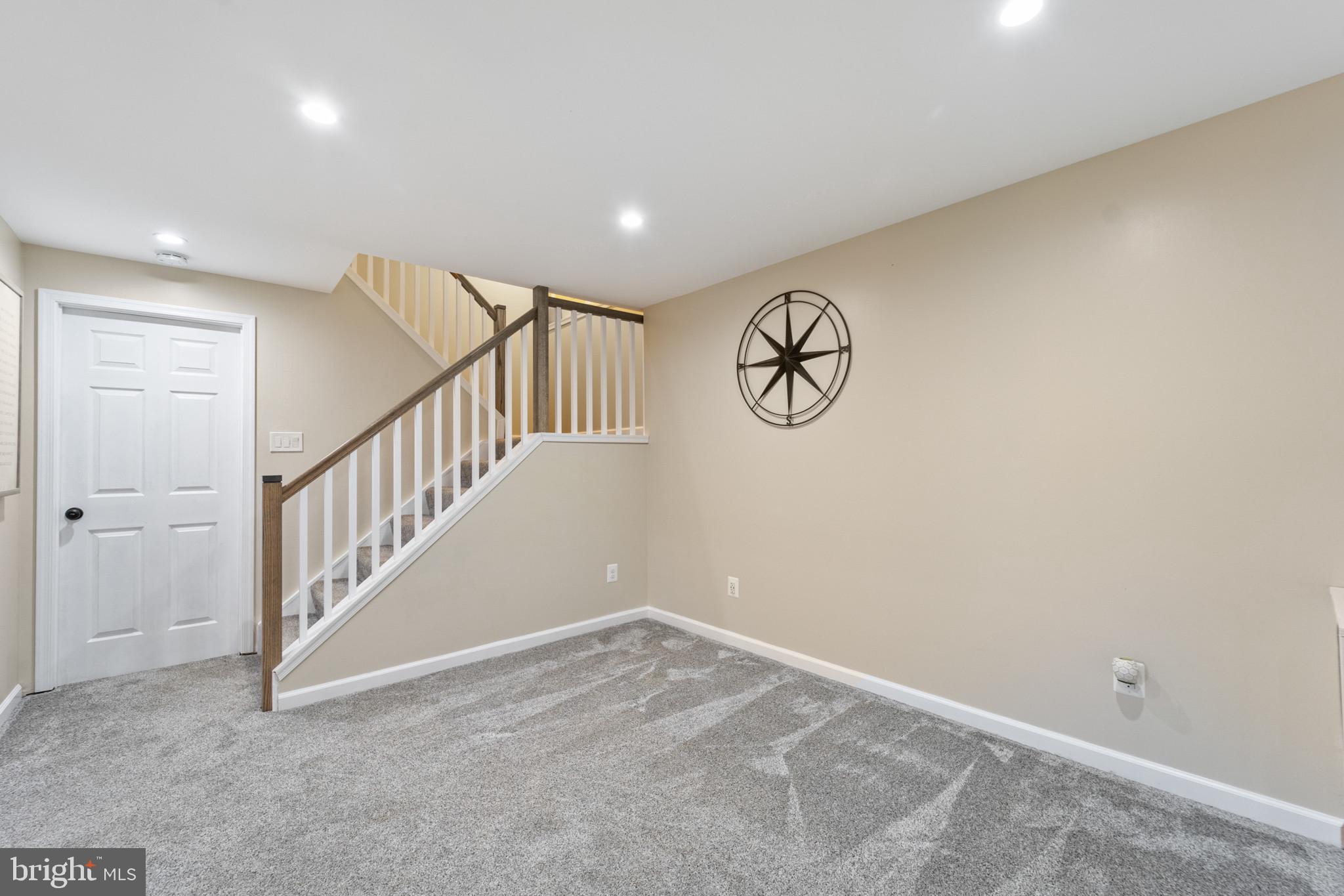 BERKLEY ESTATES - Residential