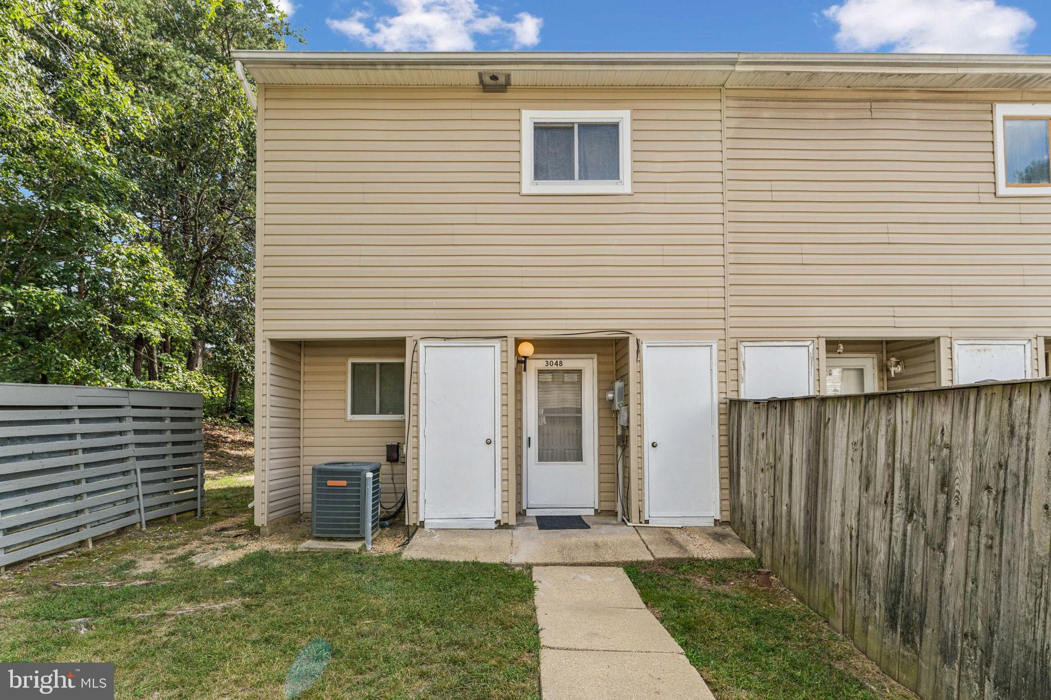 ST CHARLES HUNTINGTON - Residential