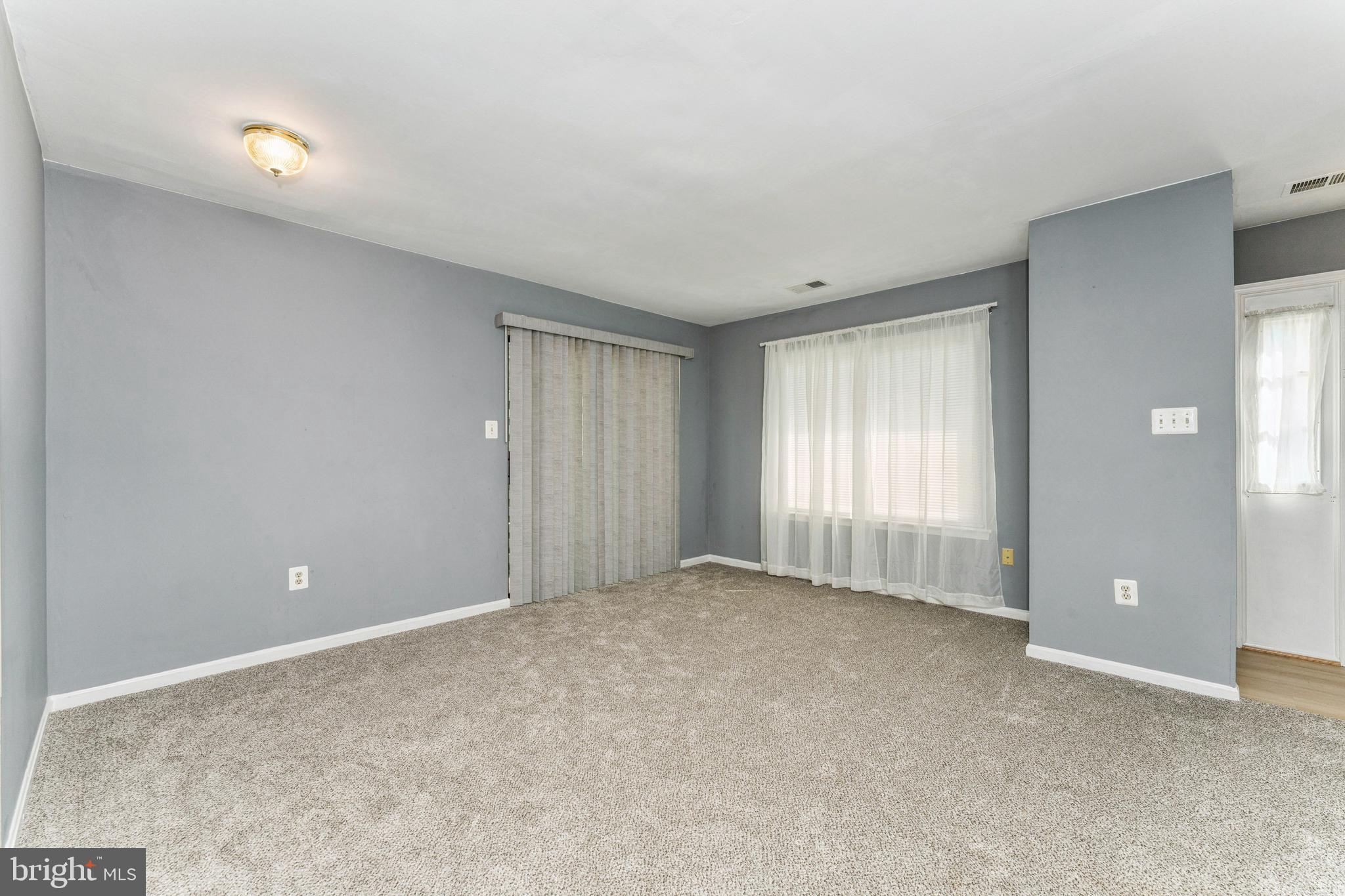 ST CHARLES HUNTINGTON - Residential