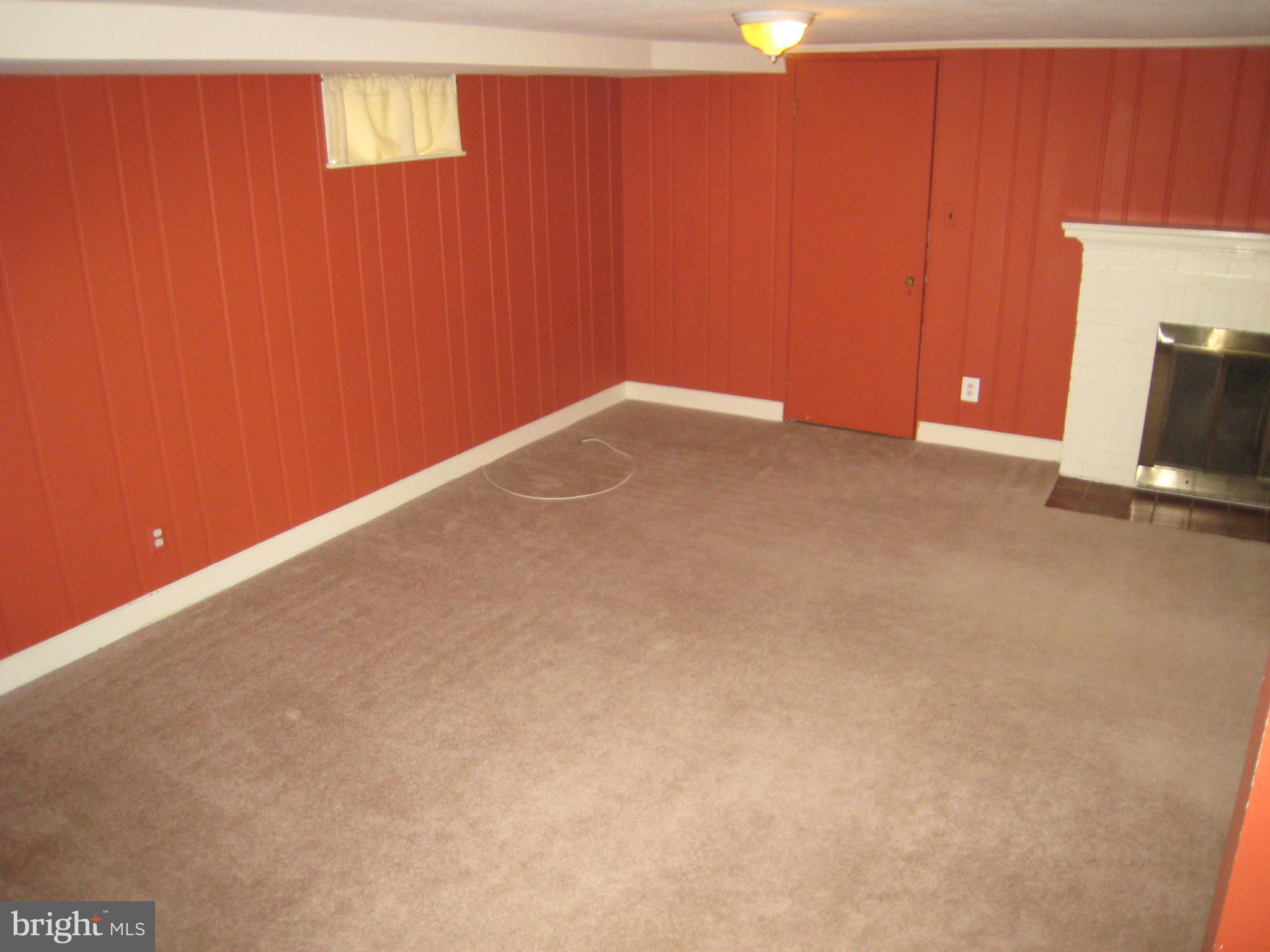 BRADDOCK HEIGHTS - Residential Lease