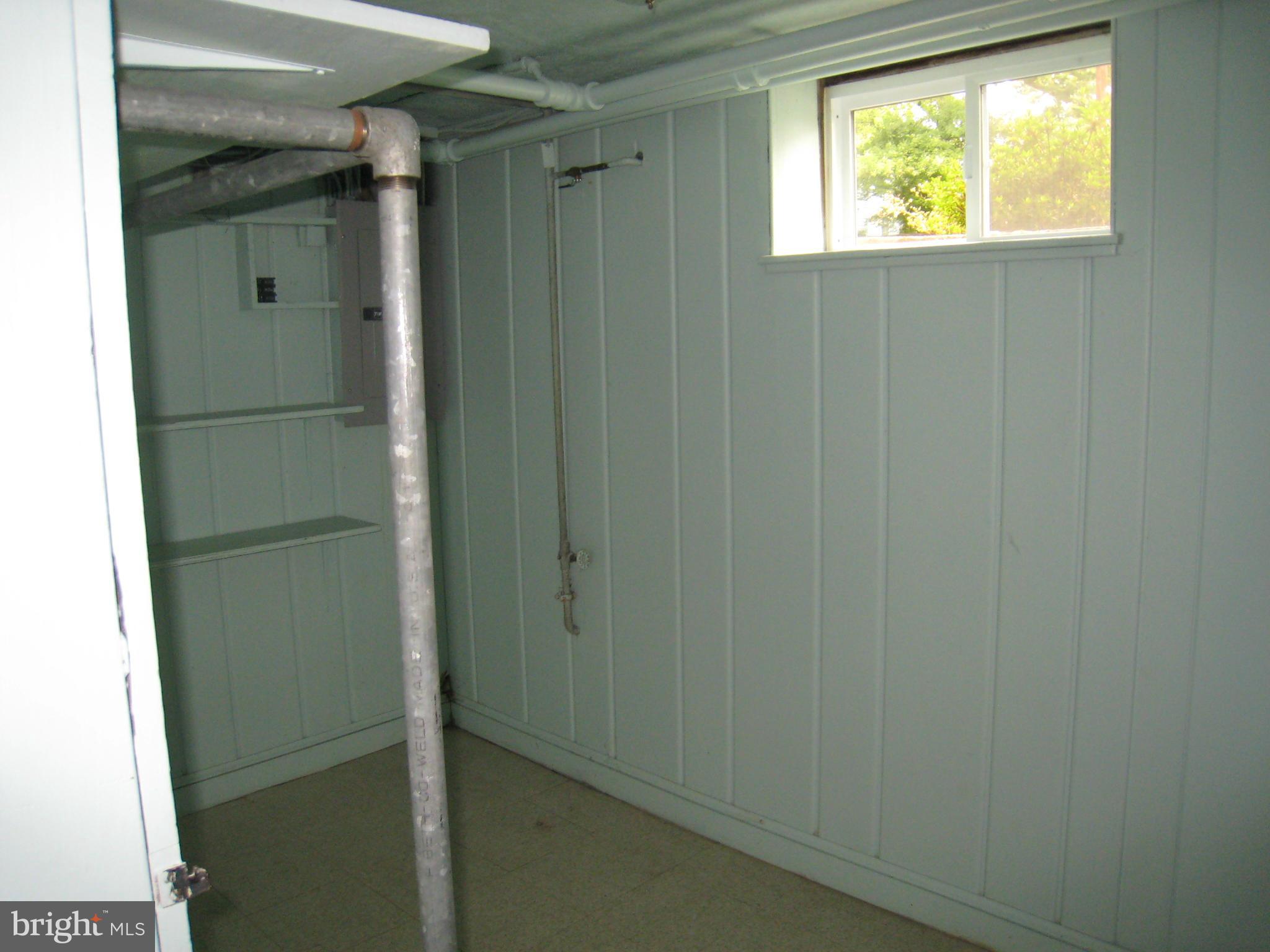 BRADDOCK HEIGHTS - Residential Lease