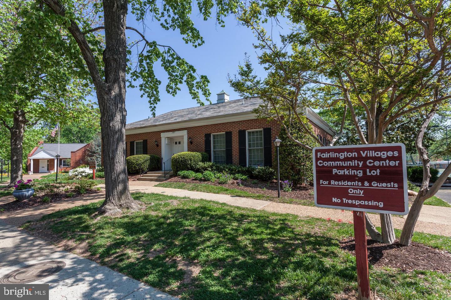 FAIRLINGTON VILLAGE - Residential