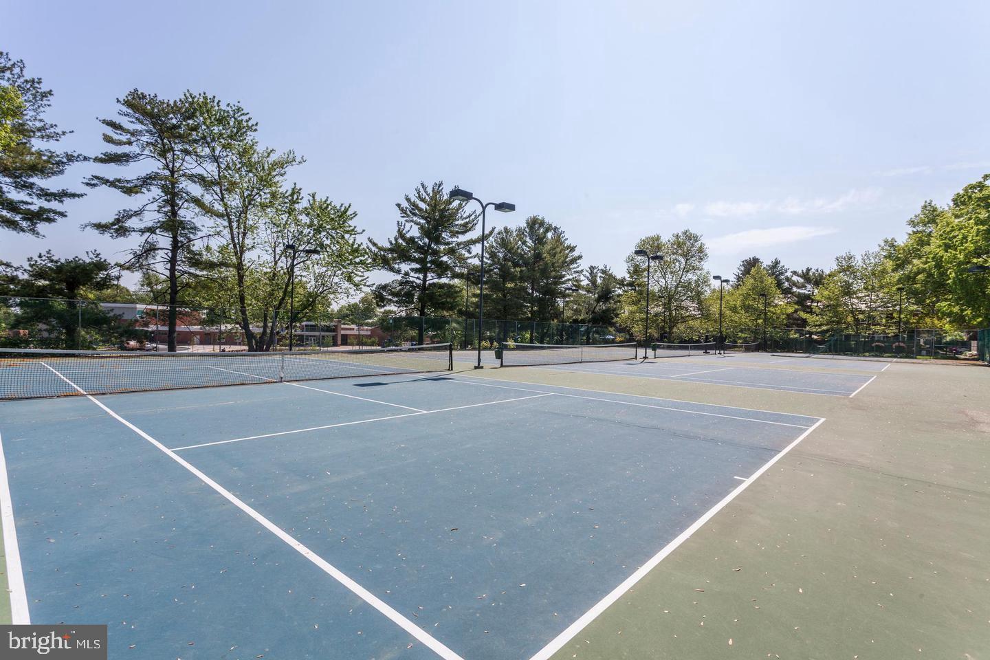 FAIRLINGTON VILLAGE - Residential