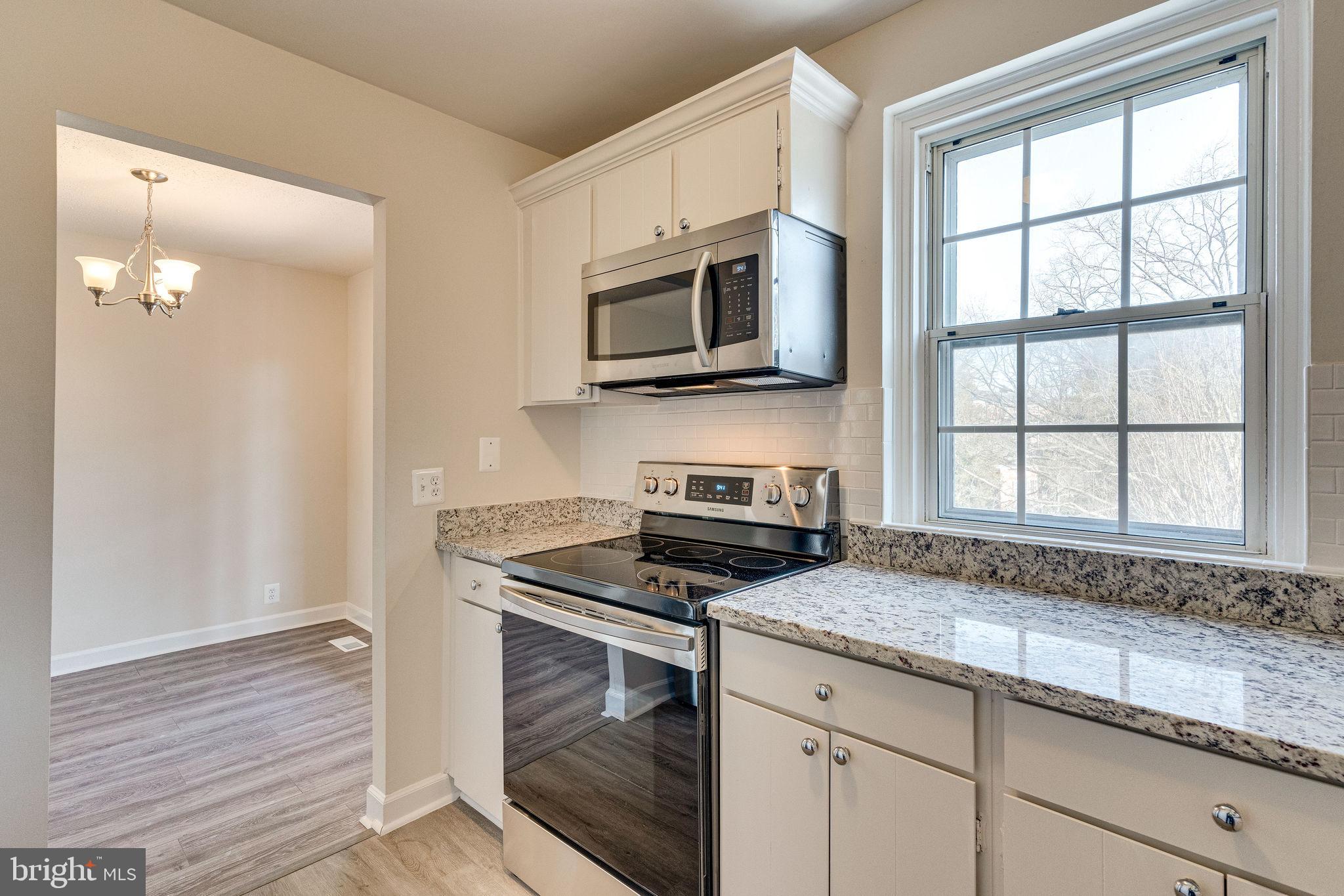 FAIRLINGTON VILLAGE - Residential