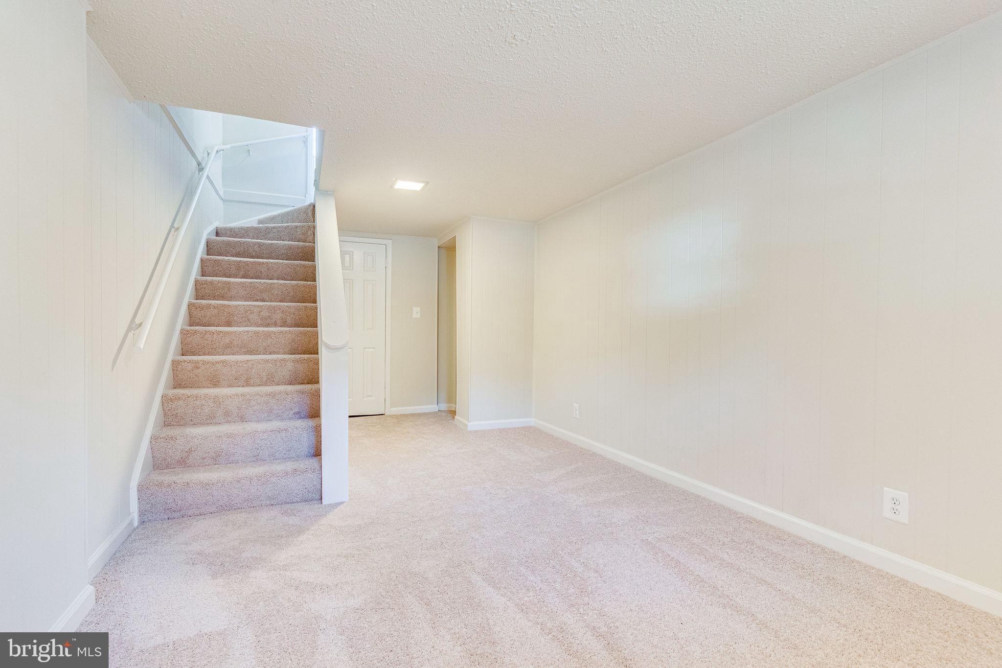 FAIRLINGTON VILLAGE - Residential