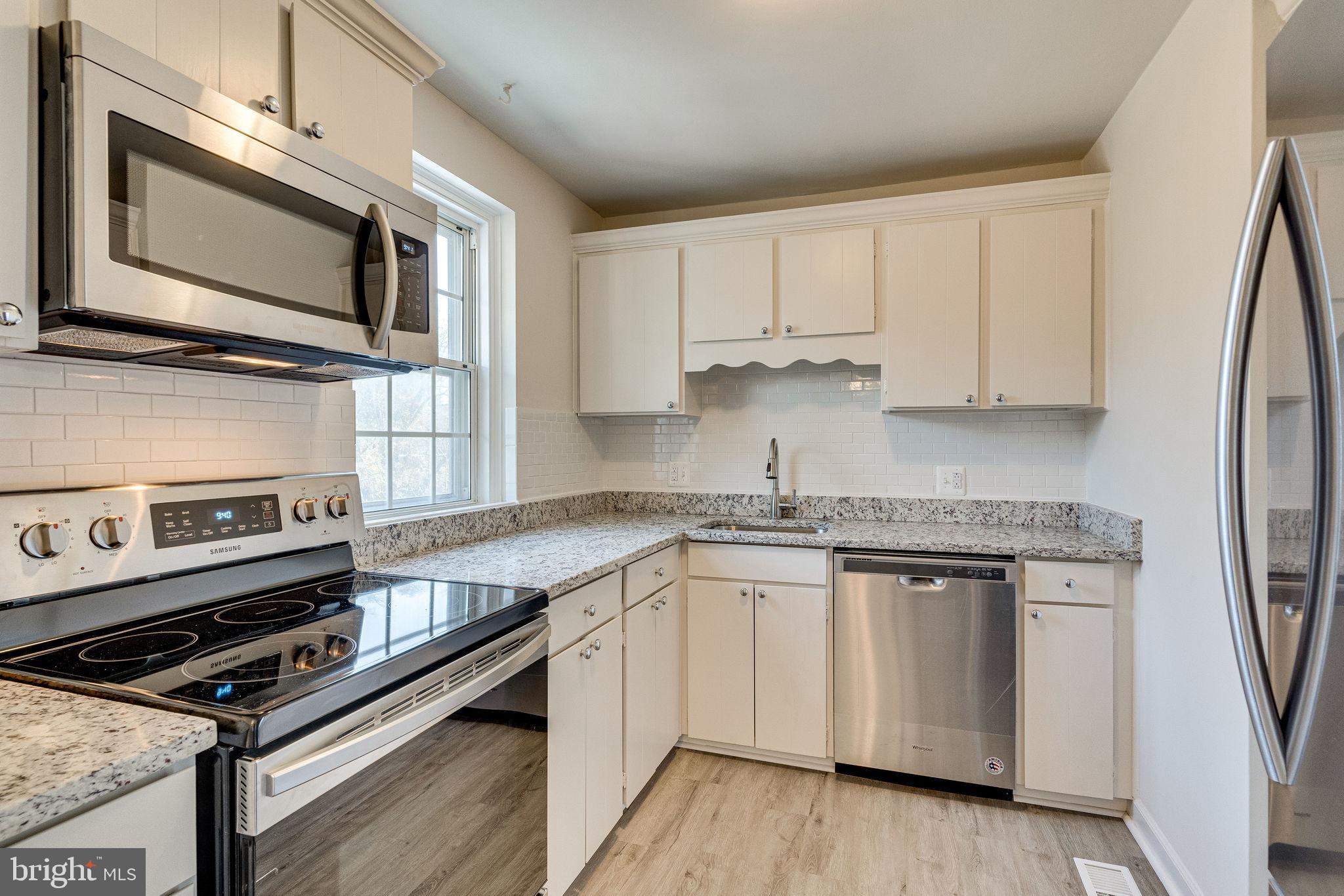 FAIRLINGTON VILLAGE - Residential