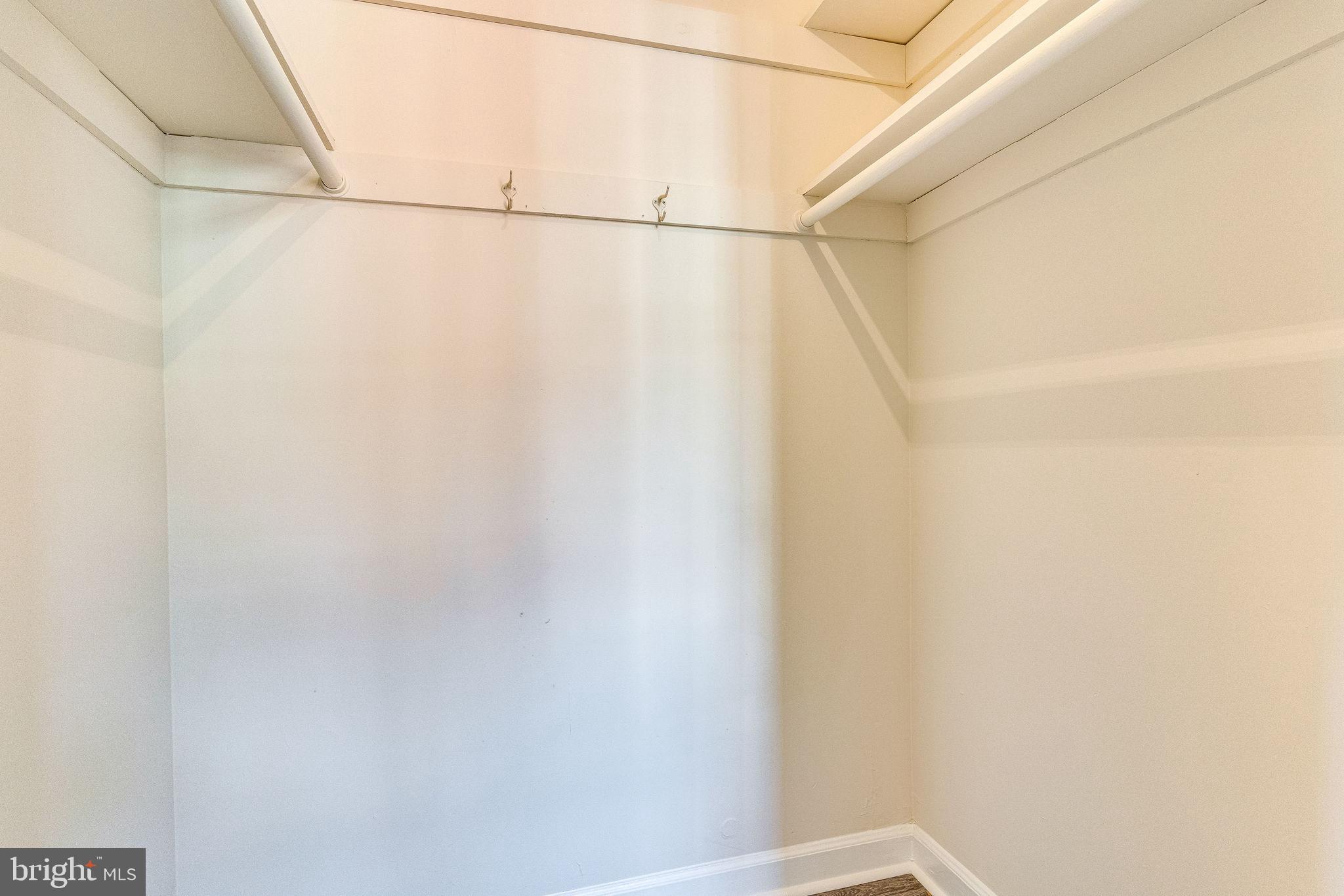 FAIRLINGTON VILLAGE - Residential