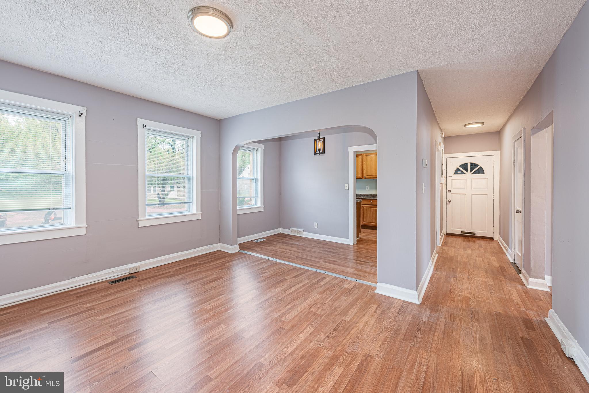 MIDDLE RIVER - Residential Lease