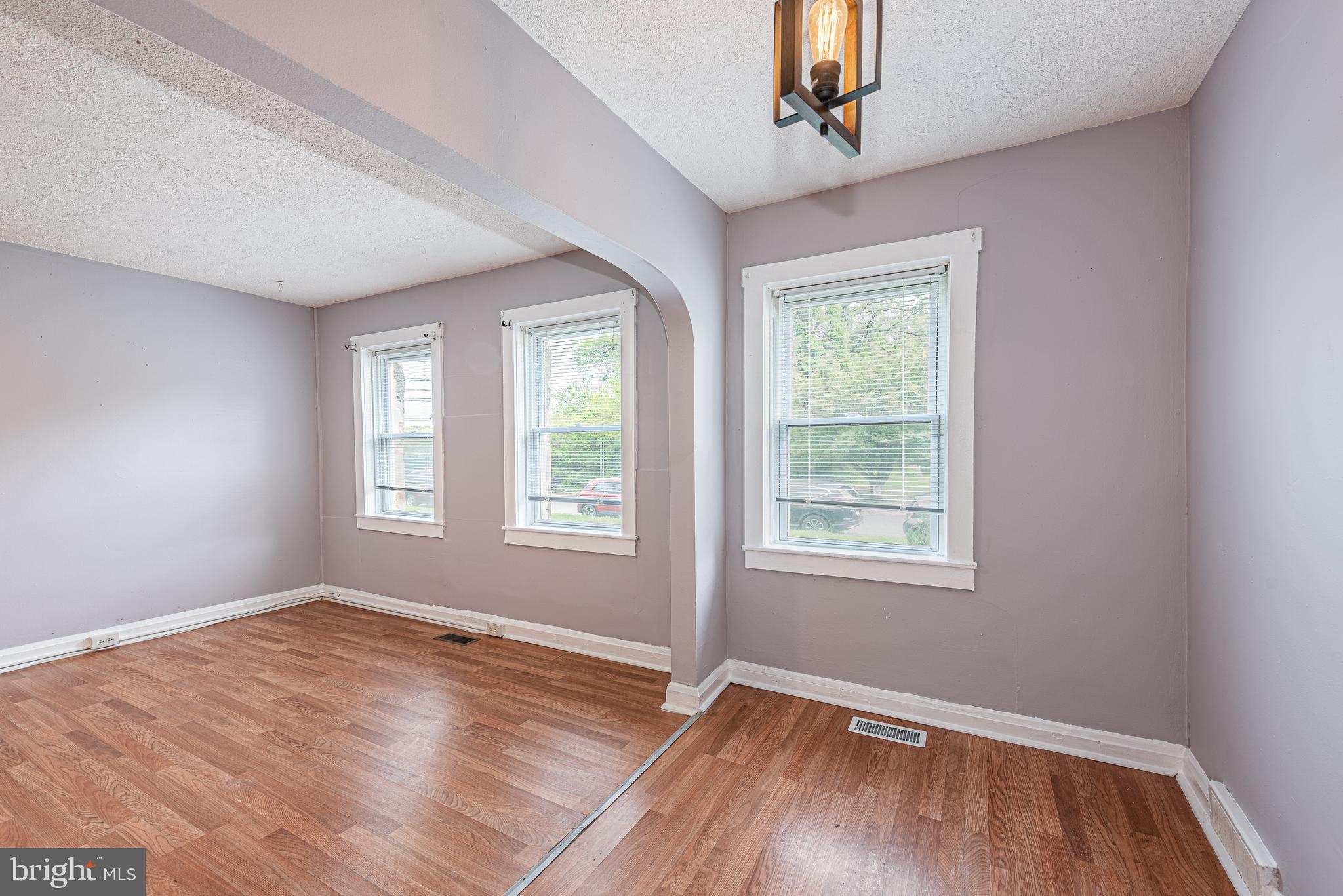 MIDDLE RIVER - Residential Lease