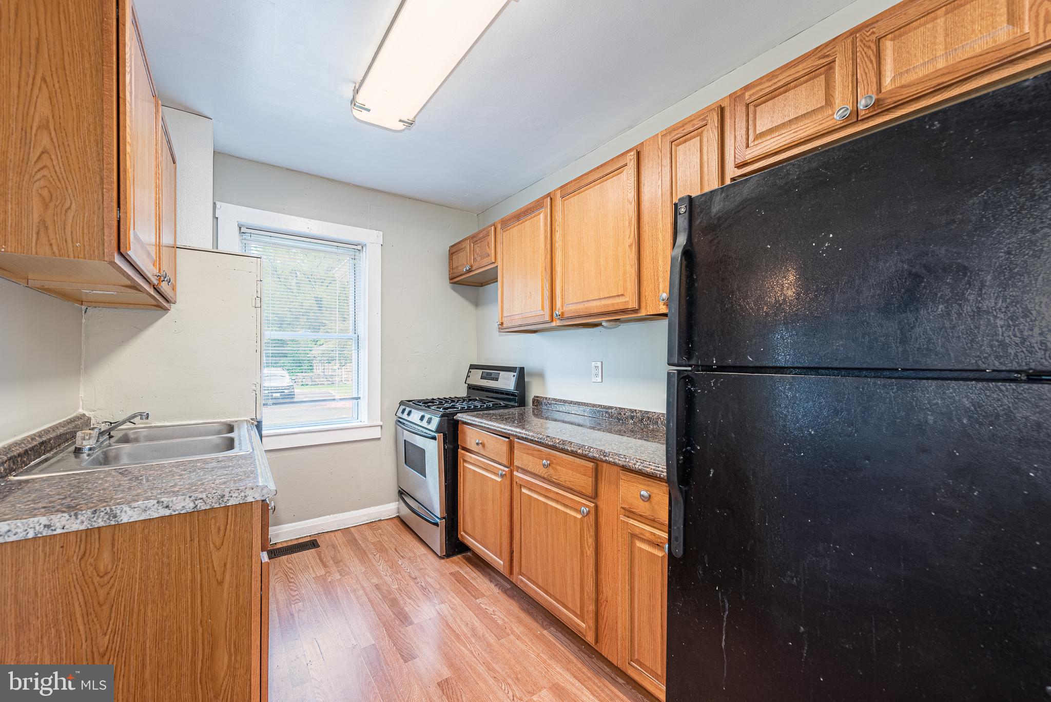 MIDDLE RIVER - Residential Lease