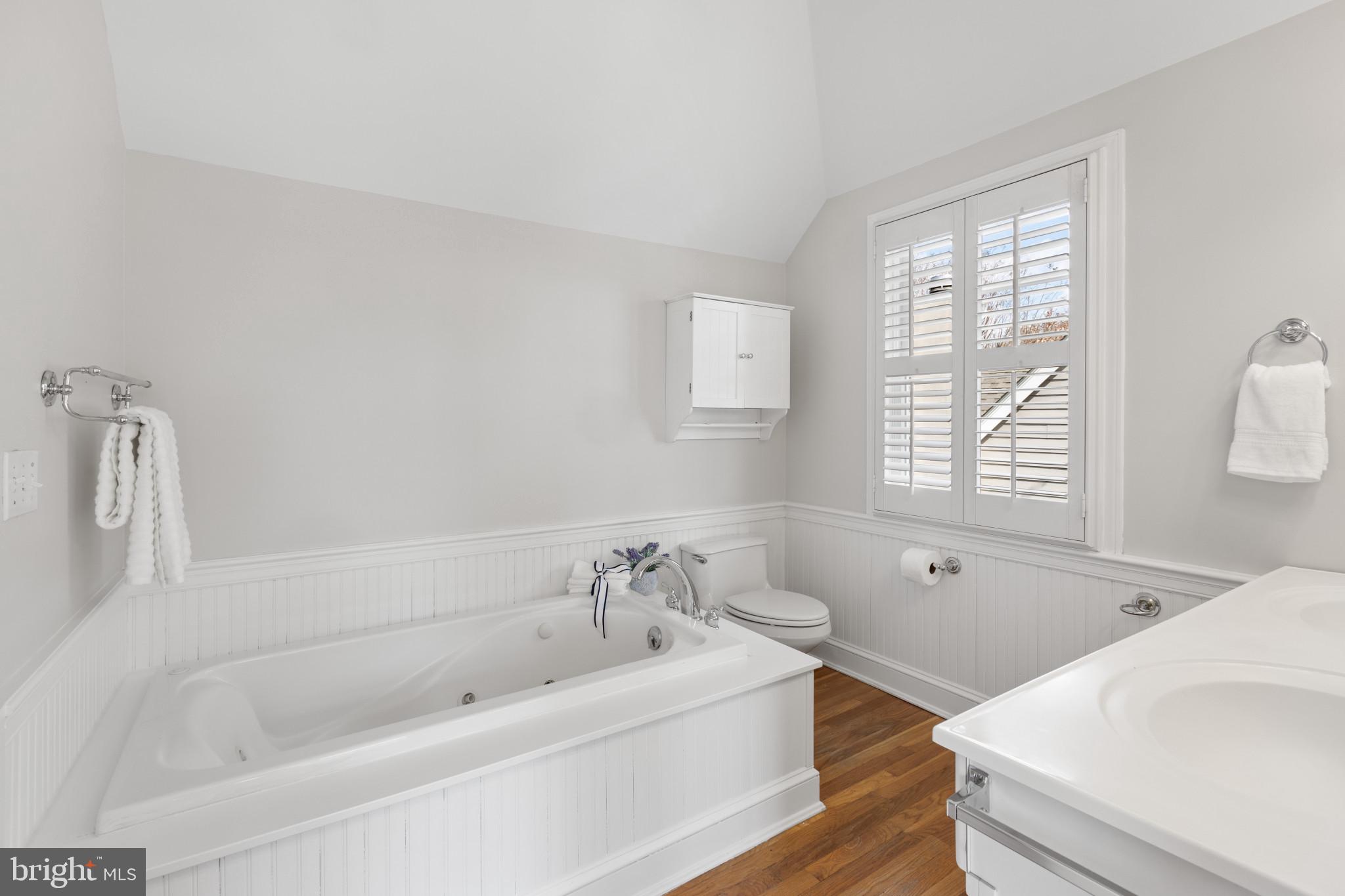 HOMEWOOD - Residential