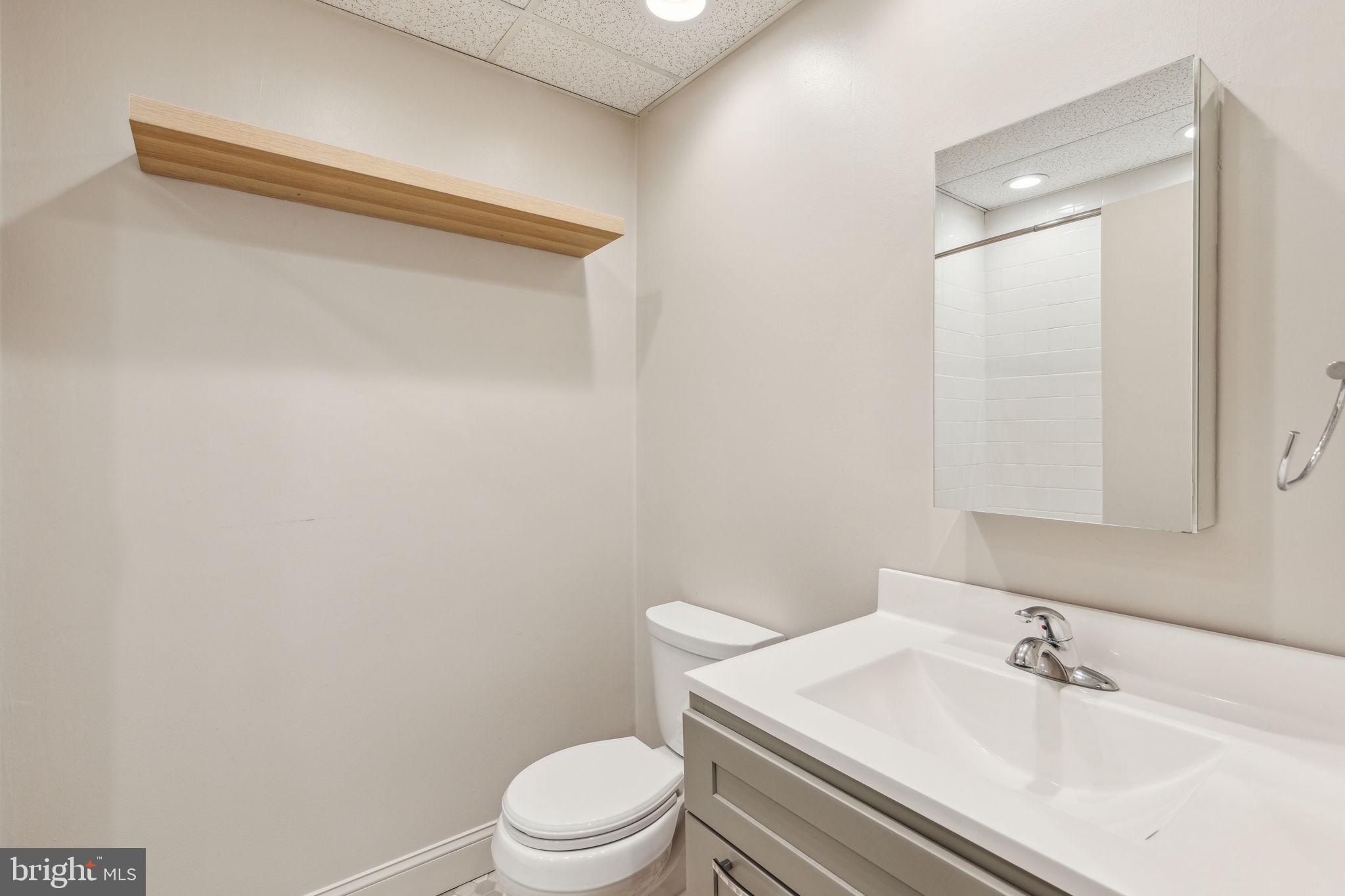 FAIRMOUNT - Residential Lease