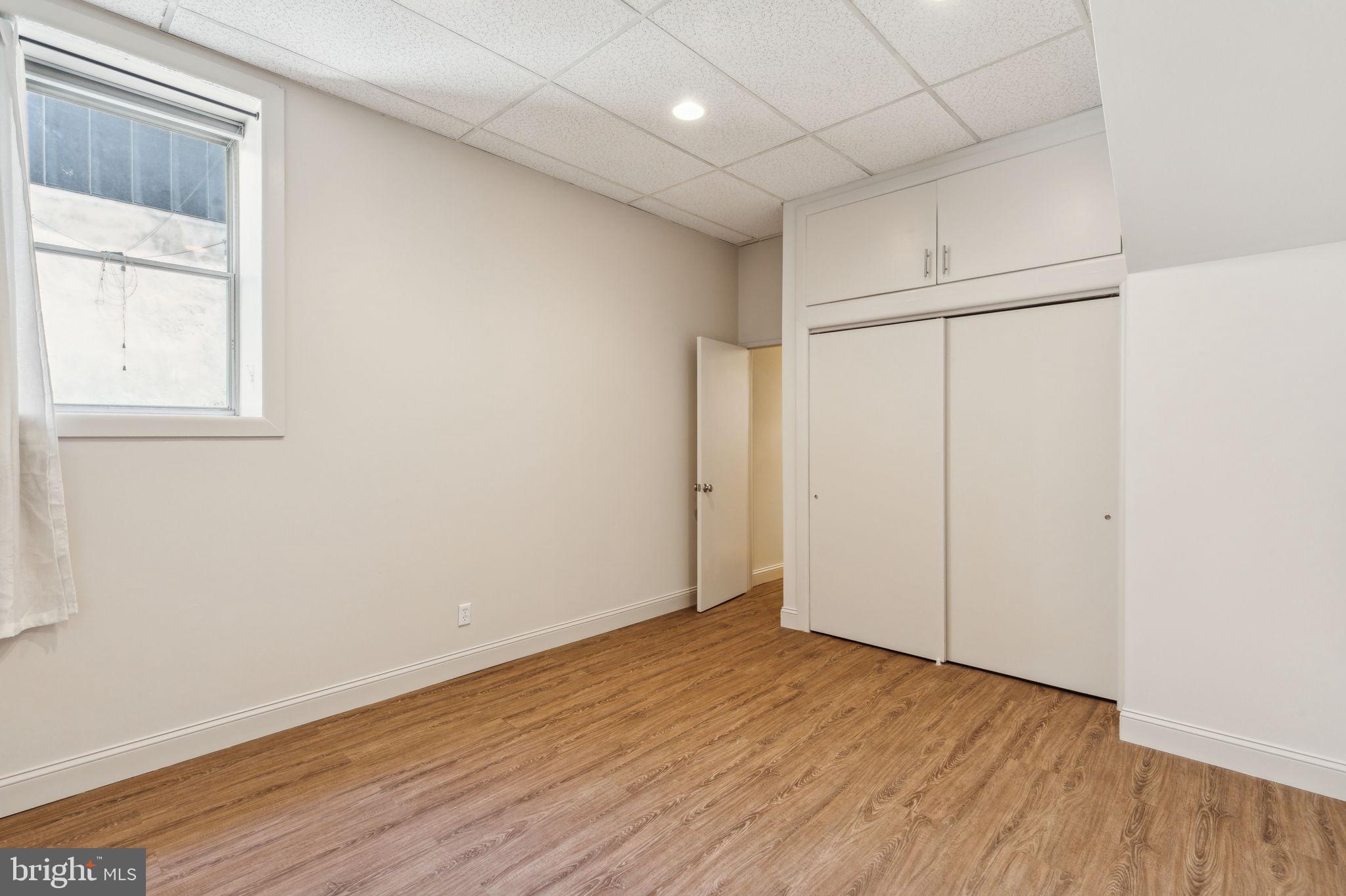 FAIRMOUNT - Residential Lease