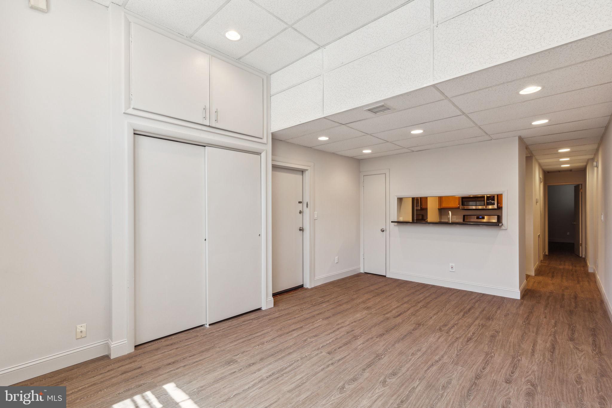 FAIRMOUNT - Residential Lease