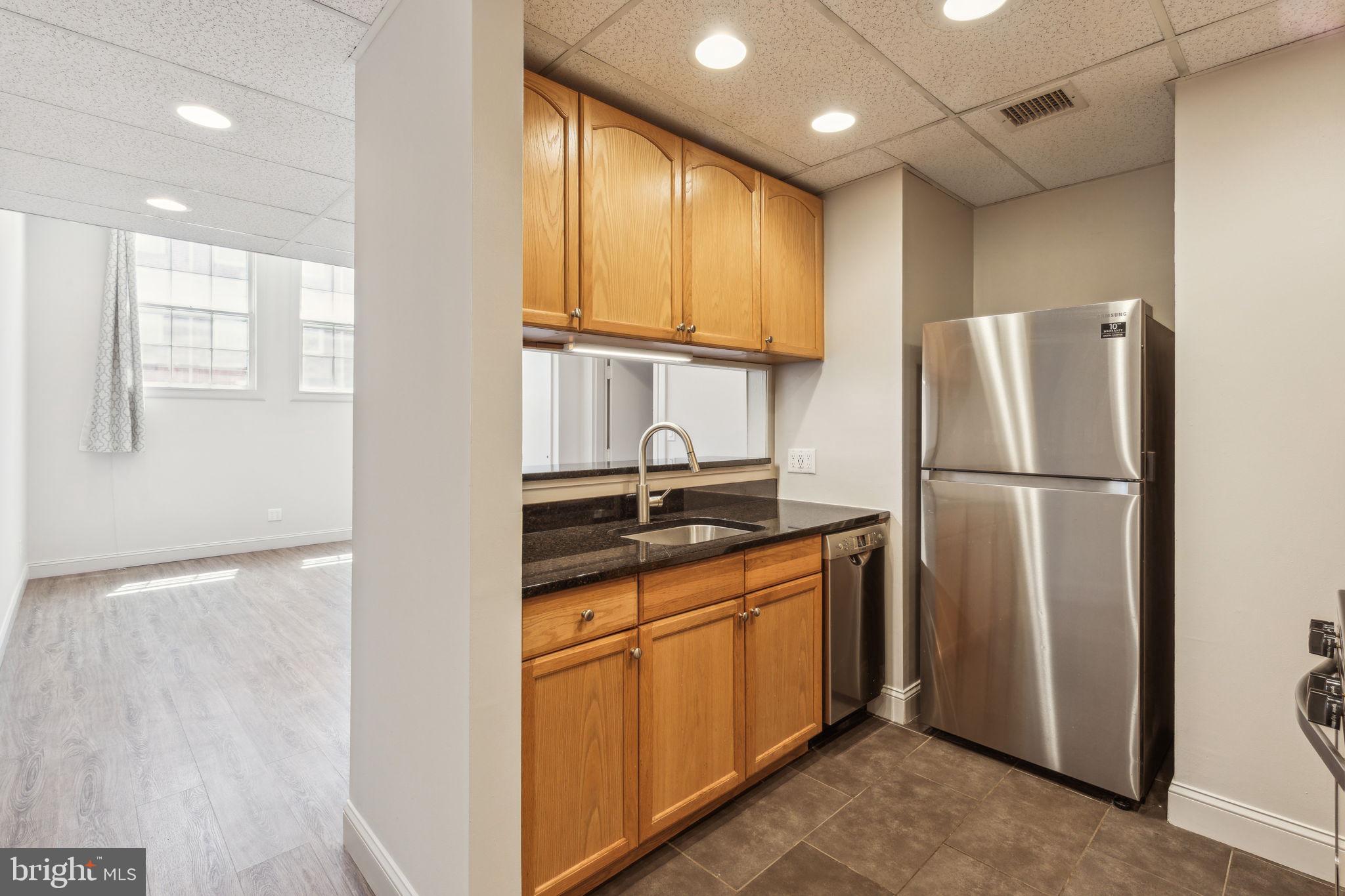 FAIRMOUNT - Residential Lease