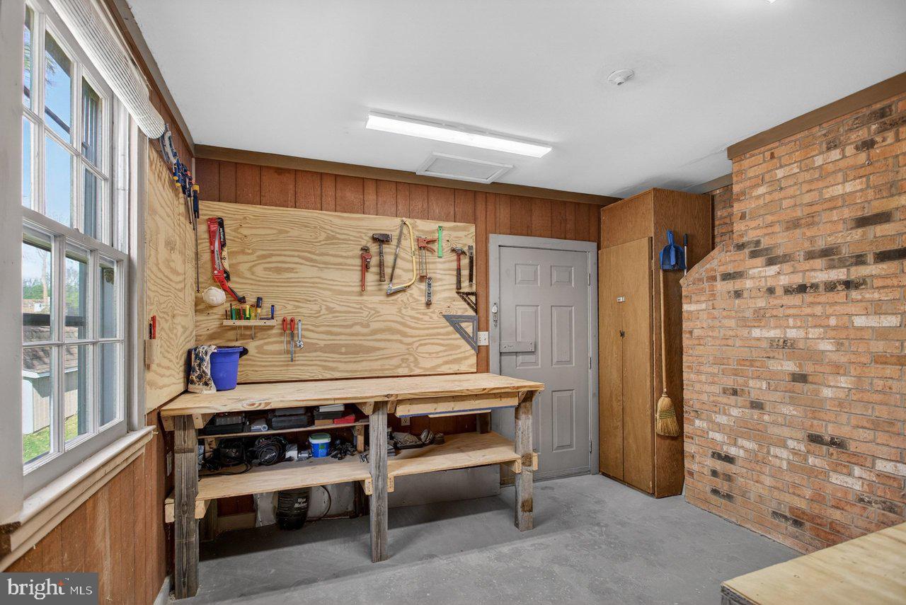 PLEASANT HILL ACRES - Residential