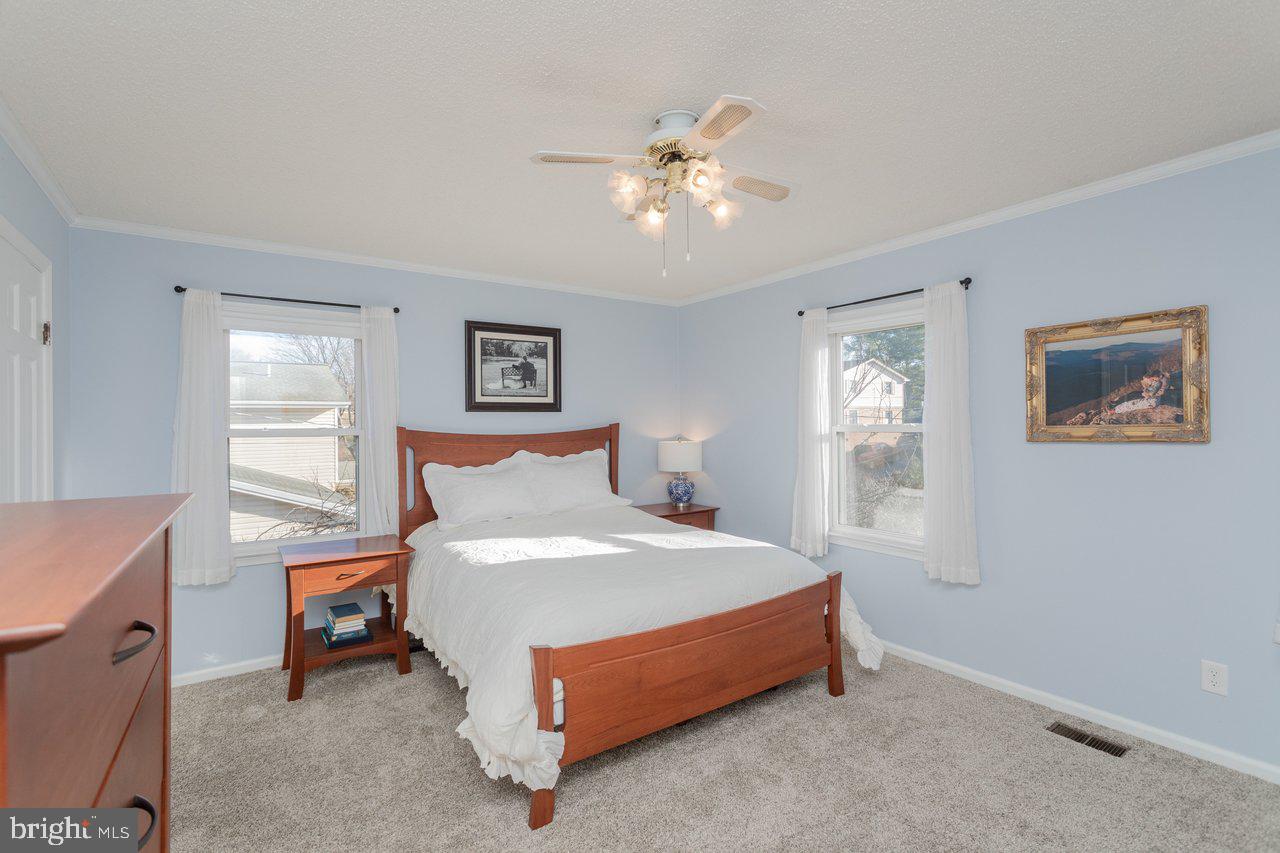 PLEASANT HILL ACRES - Residential