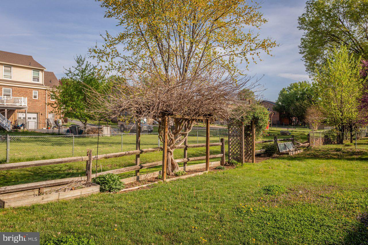 PLEASANT HILL ACRES - Residential