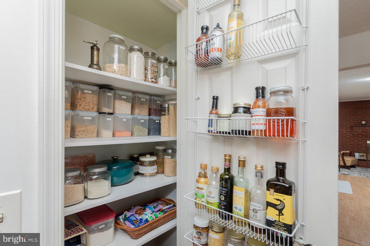 PLEASANT HILL ACRES - Residential