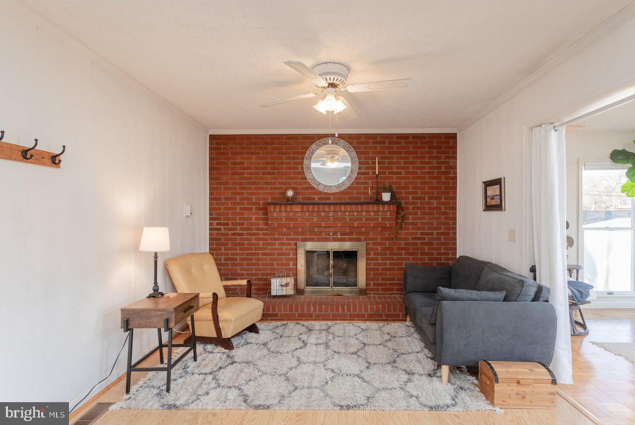 PLEASANT HILL ACRES - Residential