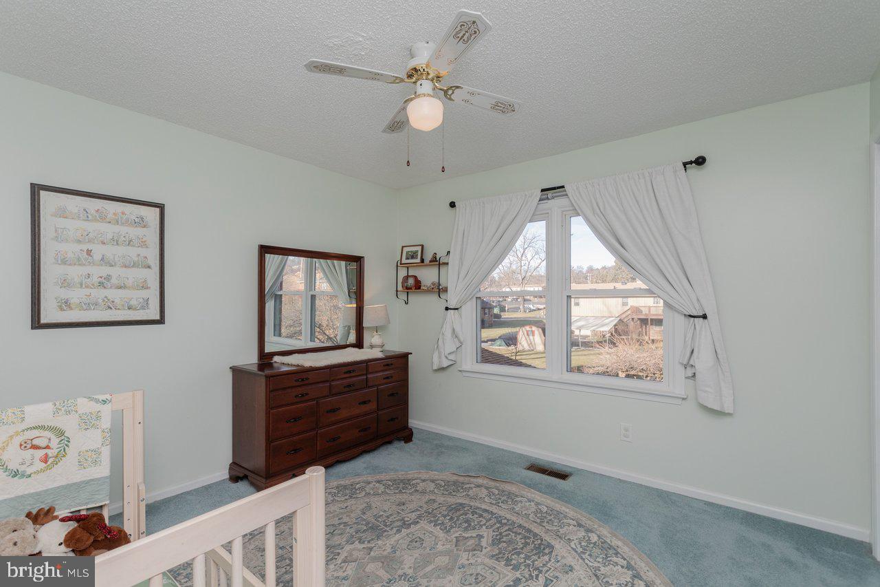 PLEASANT HILL ACRES - Residential