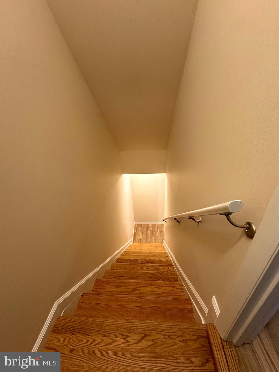 SAGAMORE VILLAGE - Residential Lease