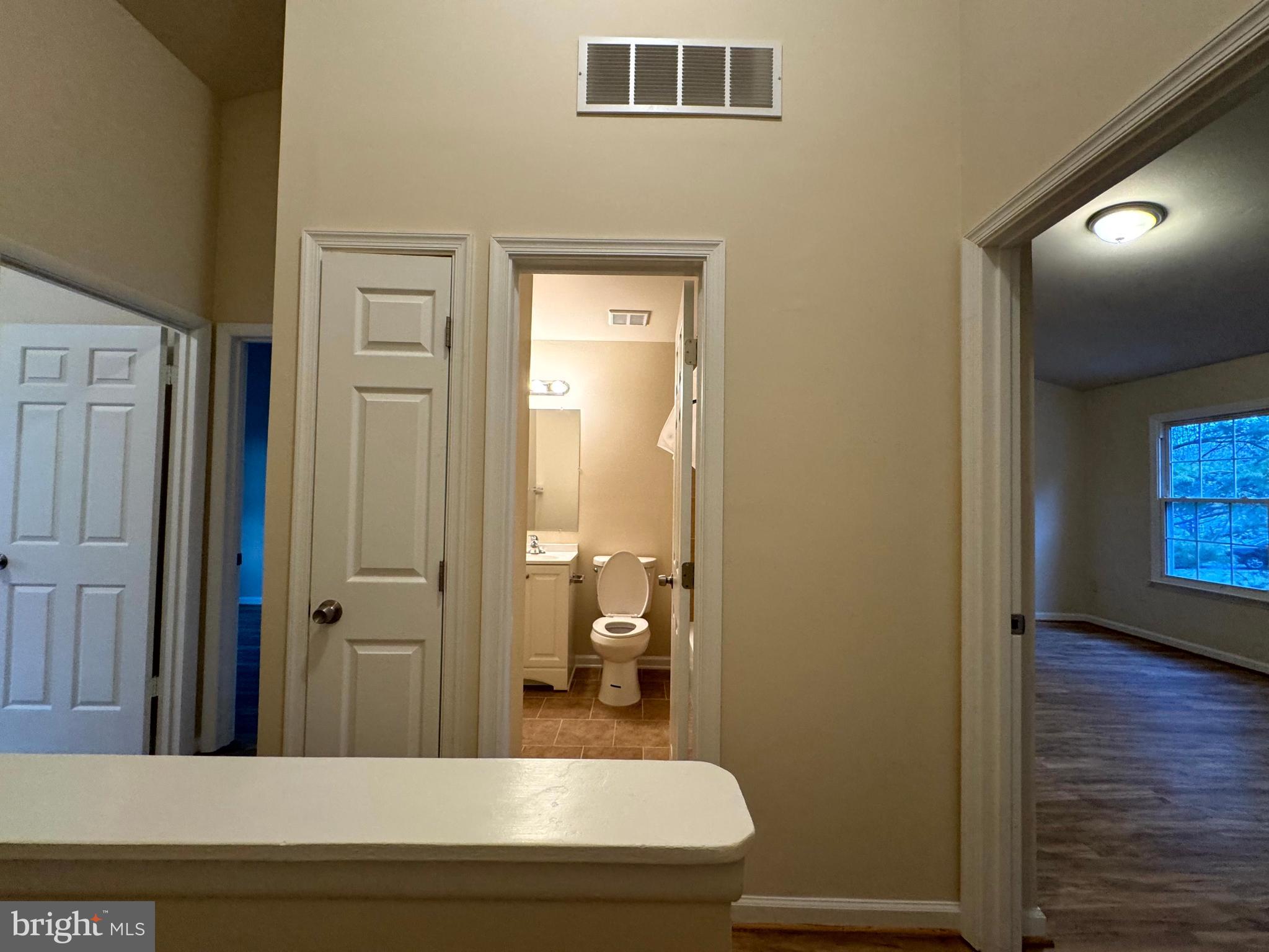 SAGAMORE VILLAGE - Residential Lease