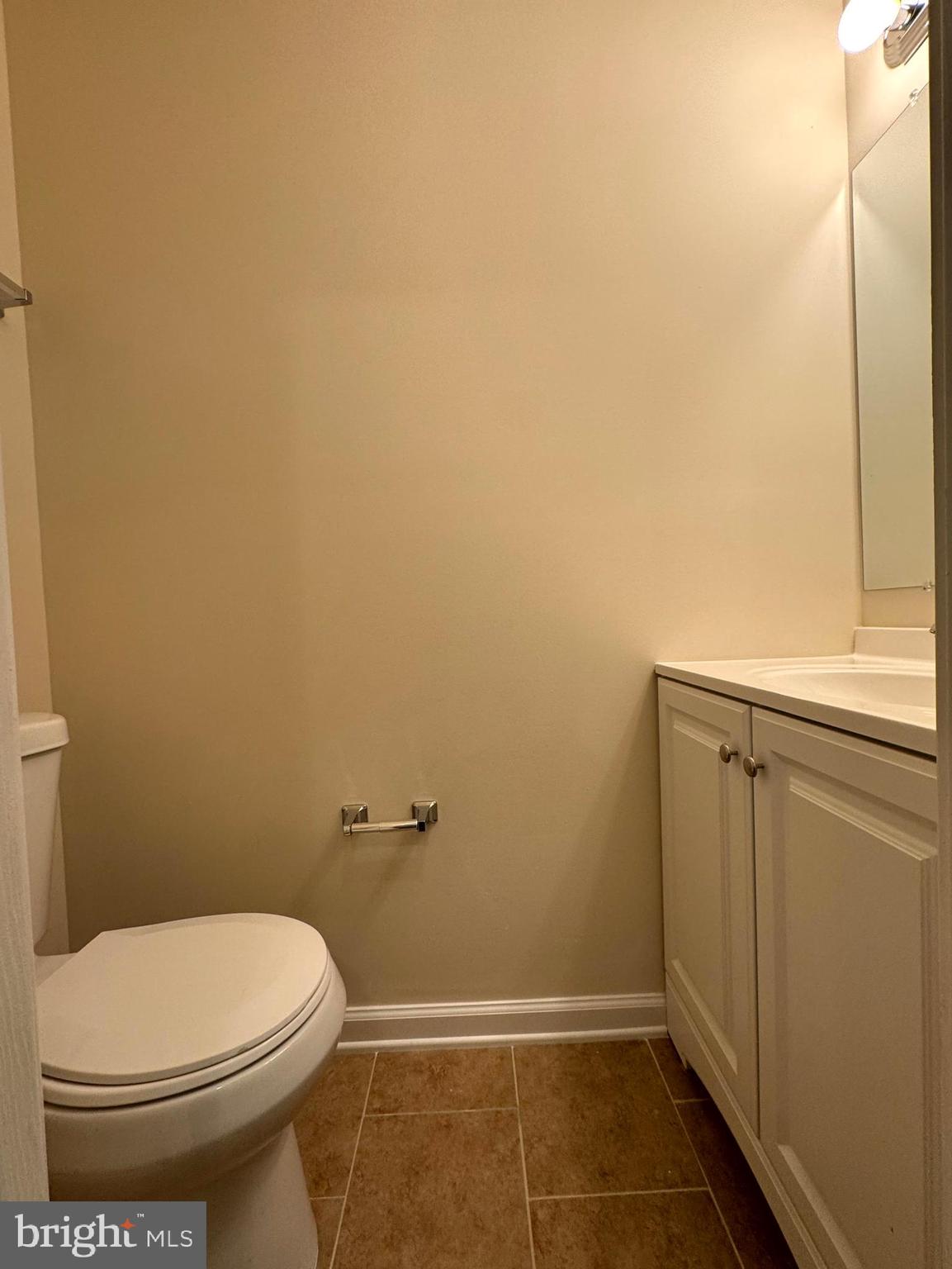 SAGAMORE VILLAGE - Residential Lease