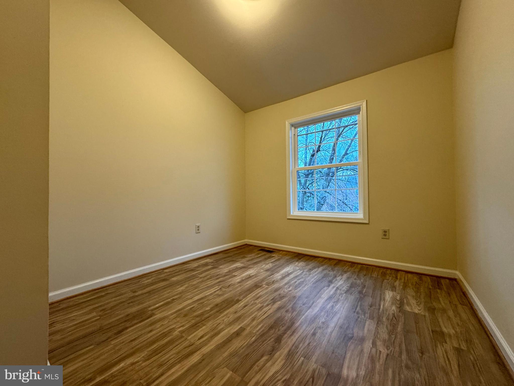 SAGAMORE VILLAGE - Residential Lease