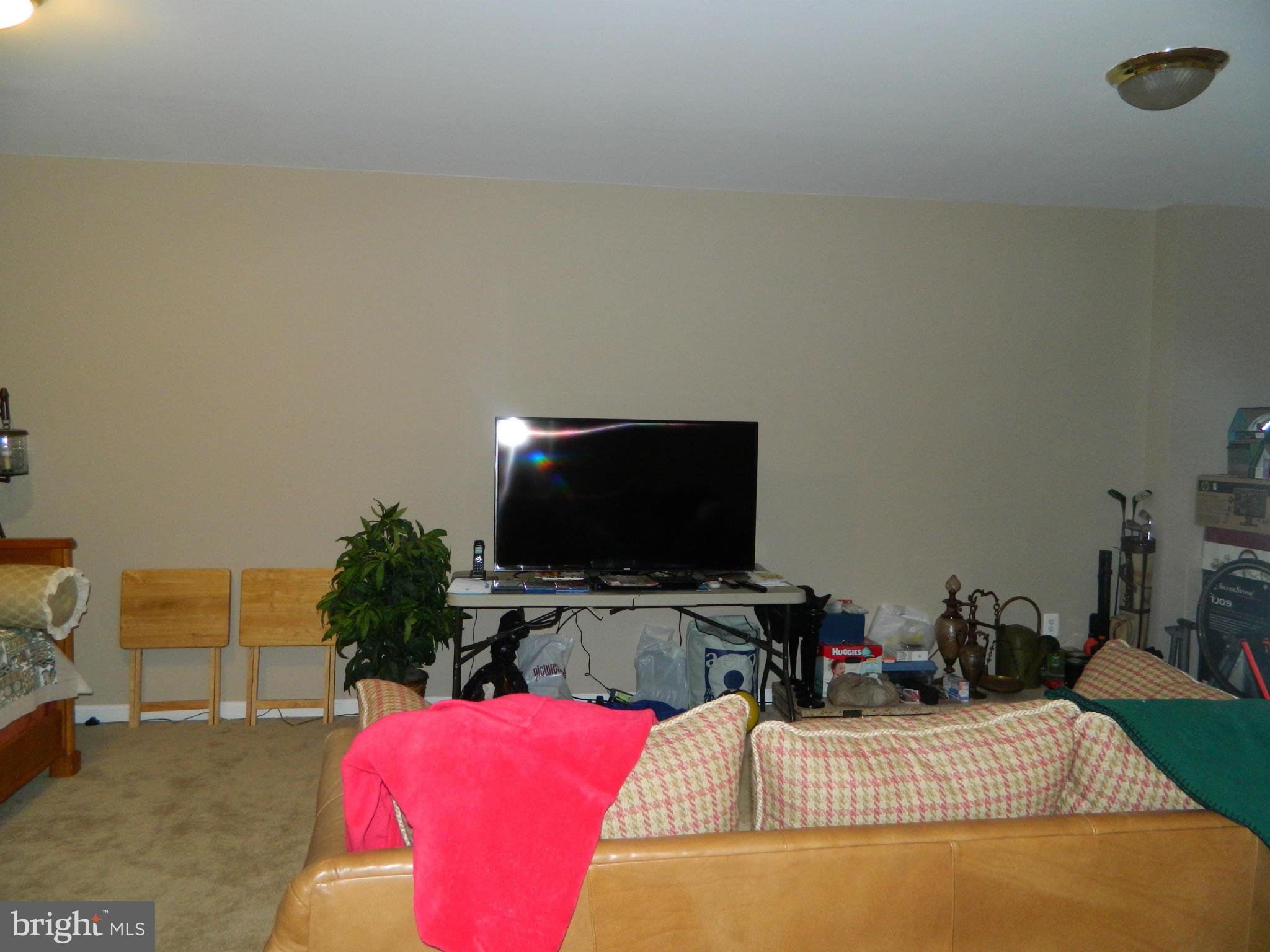 DAHLIA PARK OF WILDEWOOD - Residential Lease