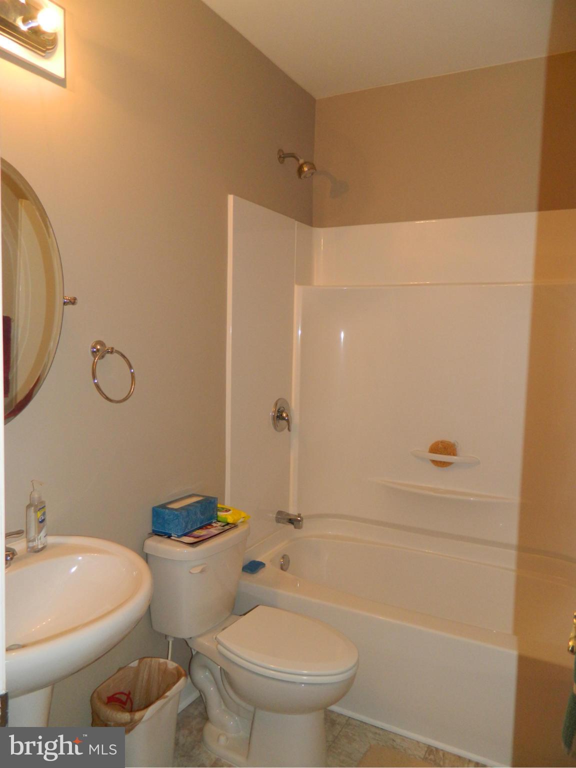 DAHLIA PARK OF WILDEWOOD - Residential Lease