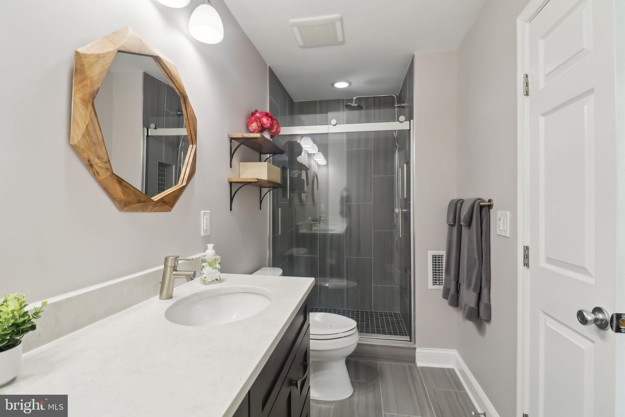 FOXSTONE - Residential