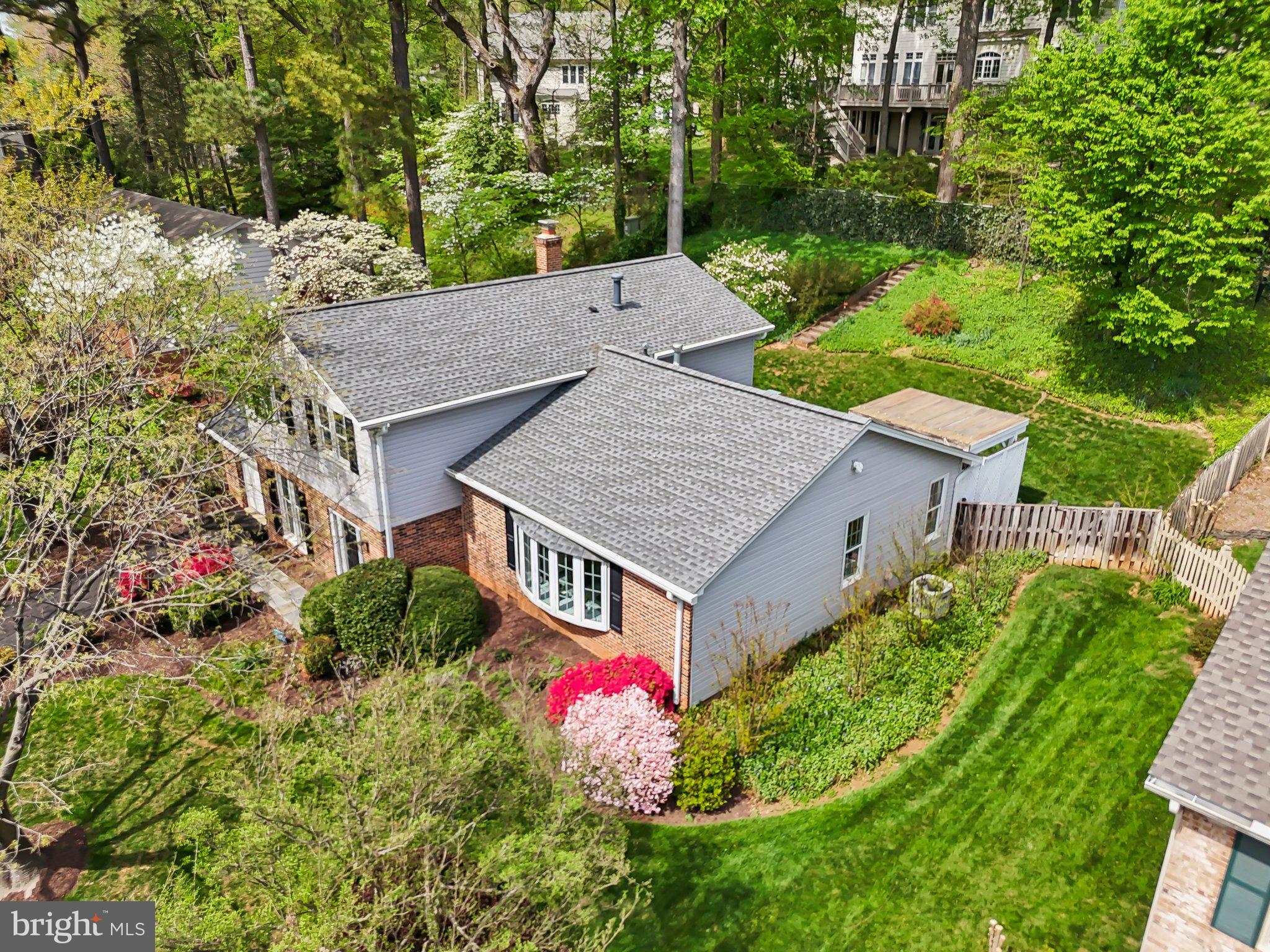 FOXSTONE - Residential