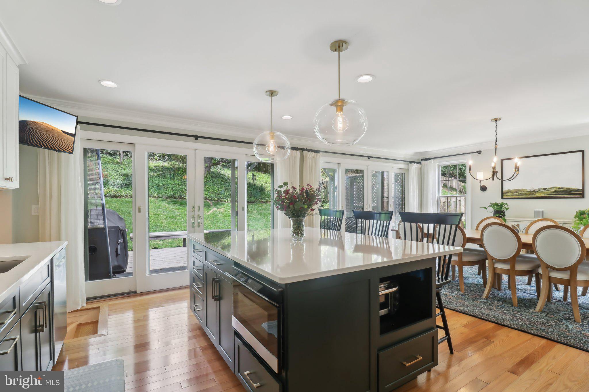 FOXSTONE - Residential