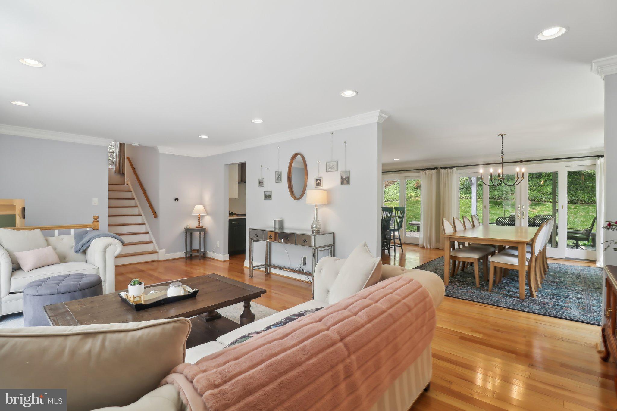 FOXSTONE - Residential